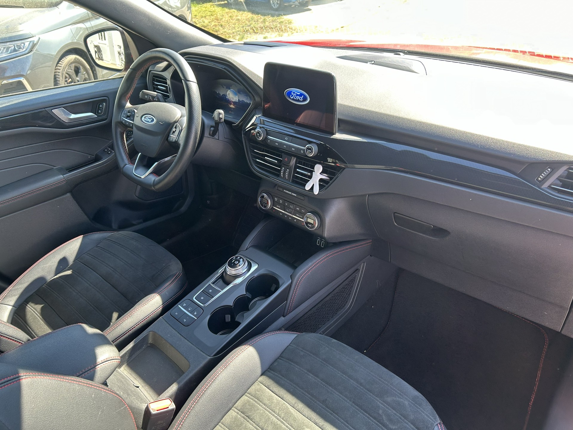 FORD Kuga 2.5 PHEV ST-Line X 2WD-image-4