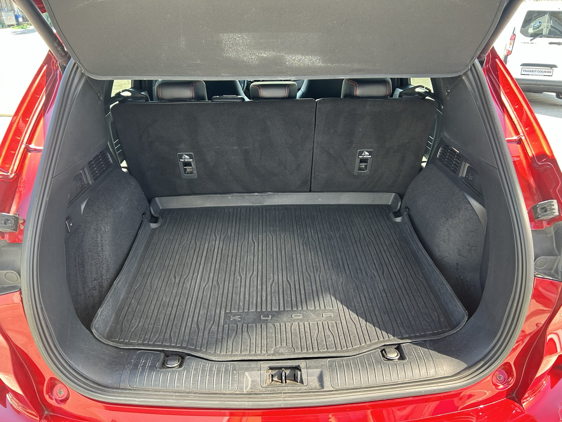 FORD Kuga 2.5 PHEV ST-Line X 2WD-image-6