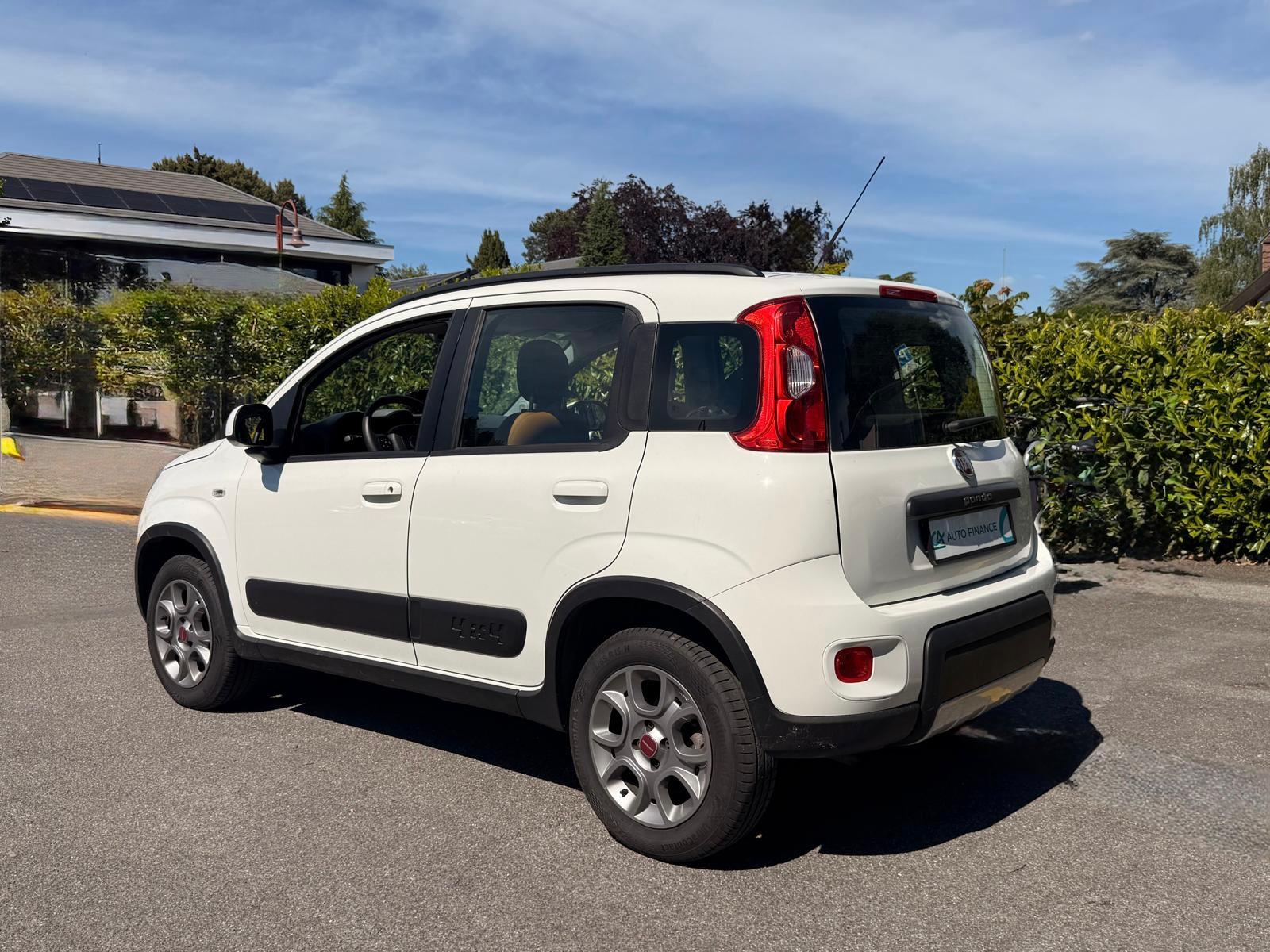 FIAT Panda 0.9 Twinair Turbo Pop 4x4-showroom-element-3