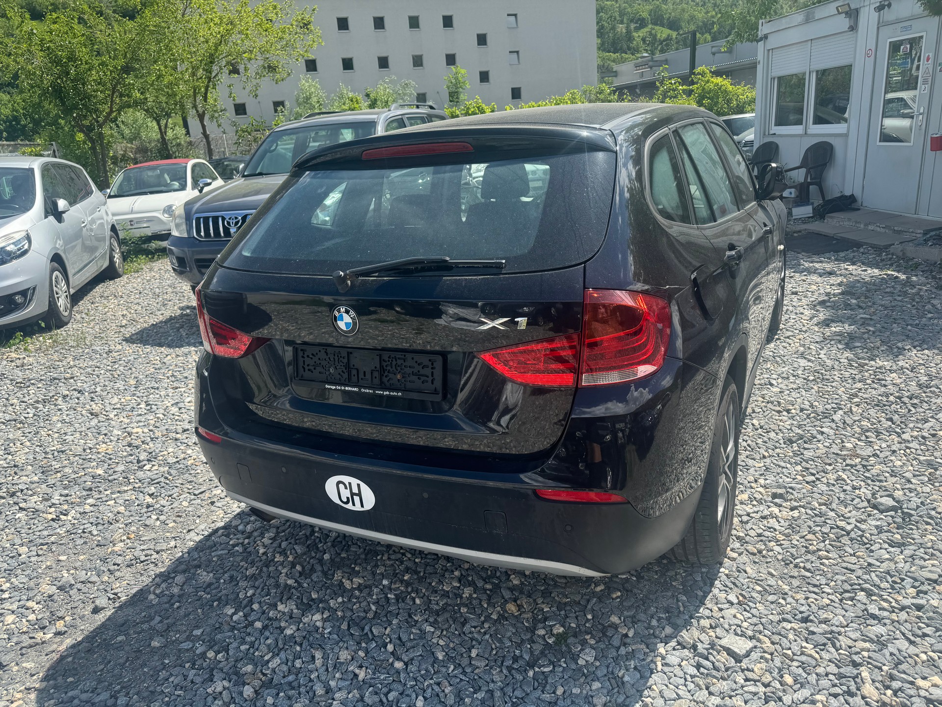 BMW X1 xDrive 18d-image-12