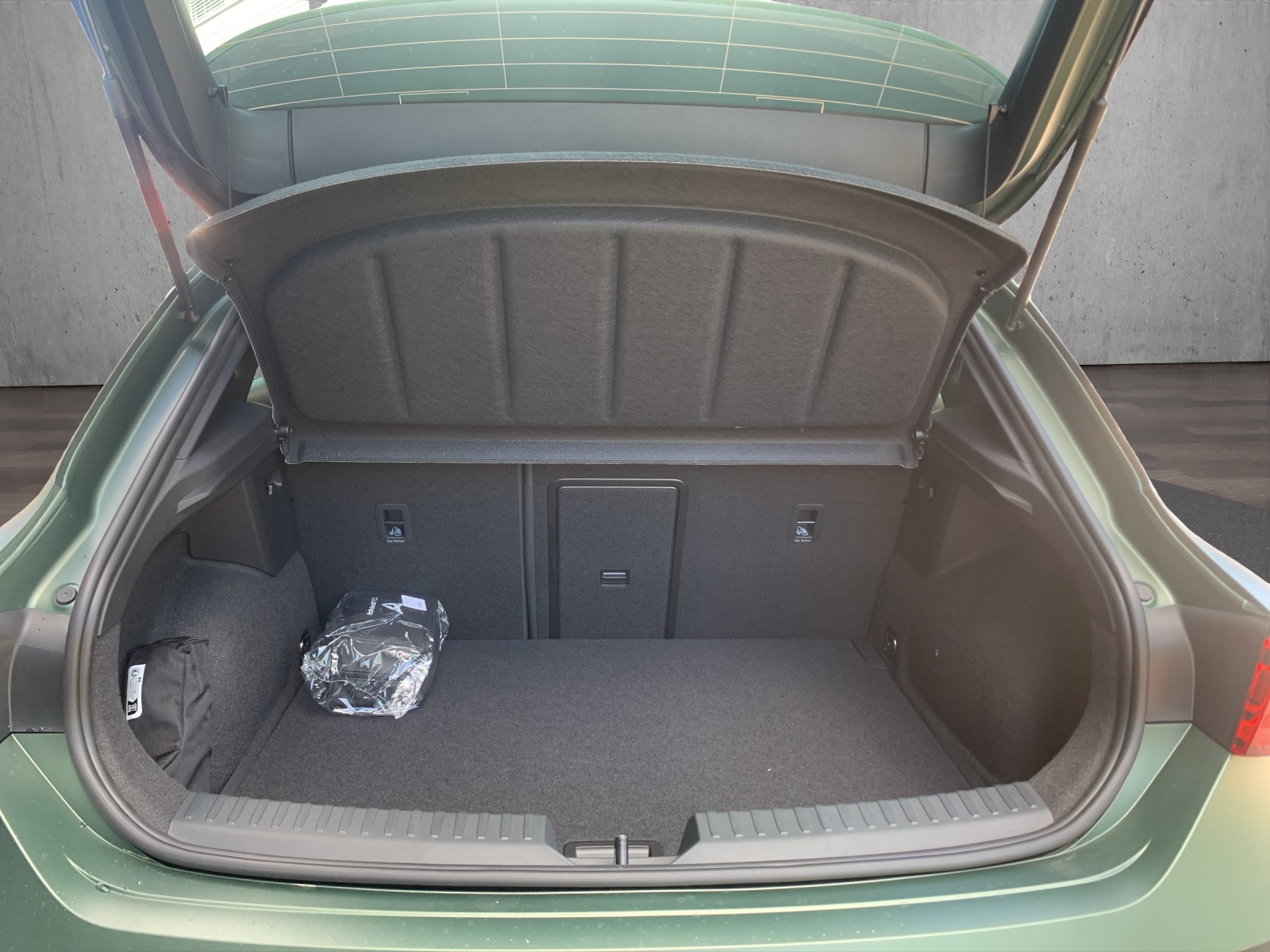 CUPRA LEON 2.0 TSI Prime Edition VZ DSG-image-15