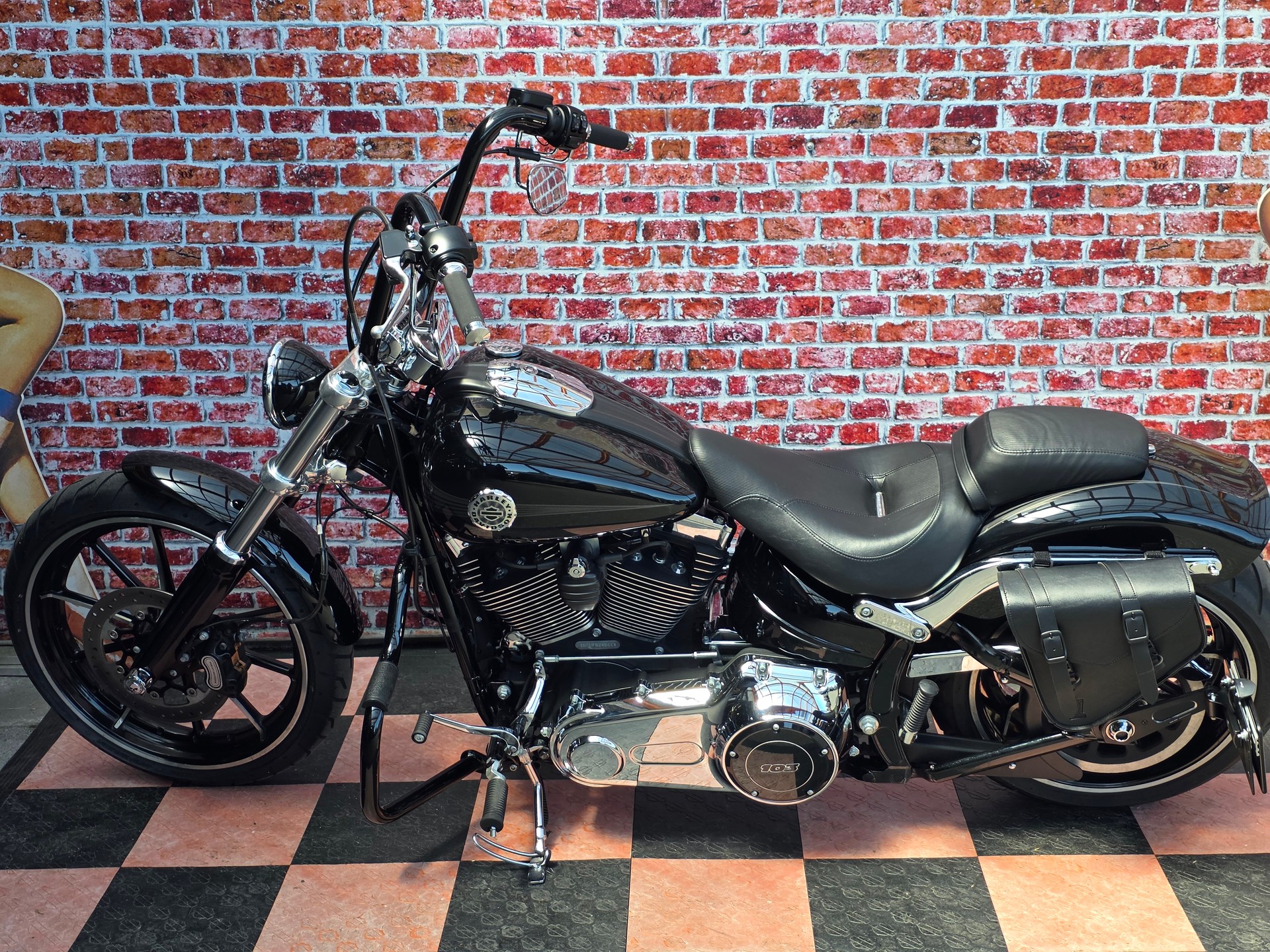 HARLEY-DAVIDSON FXSB Breakout 103 ABS-image-3