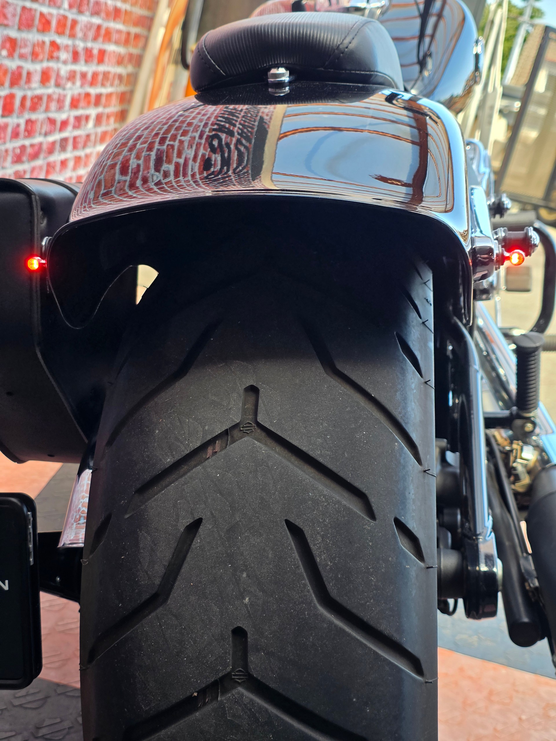 HARLEY-DAVIDSON FXSB Breakout 103 ABS-image-12