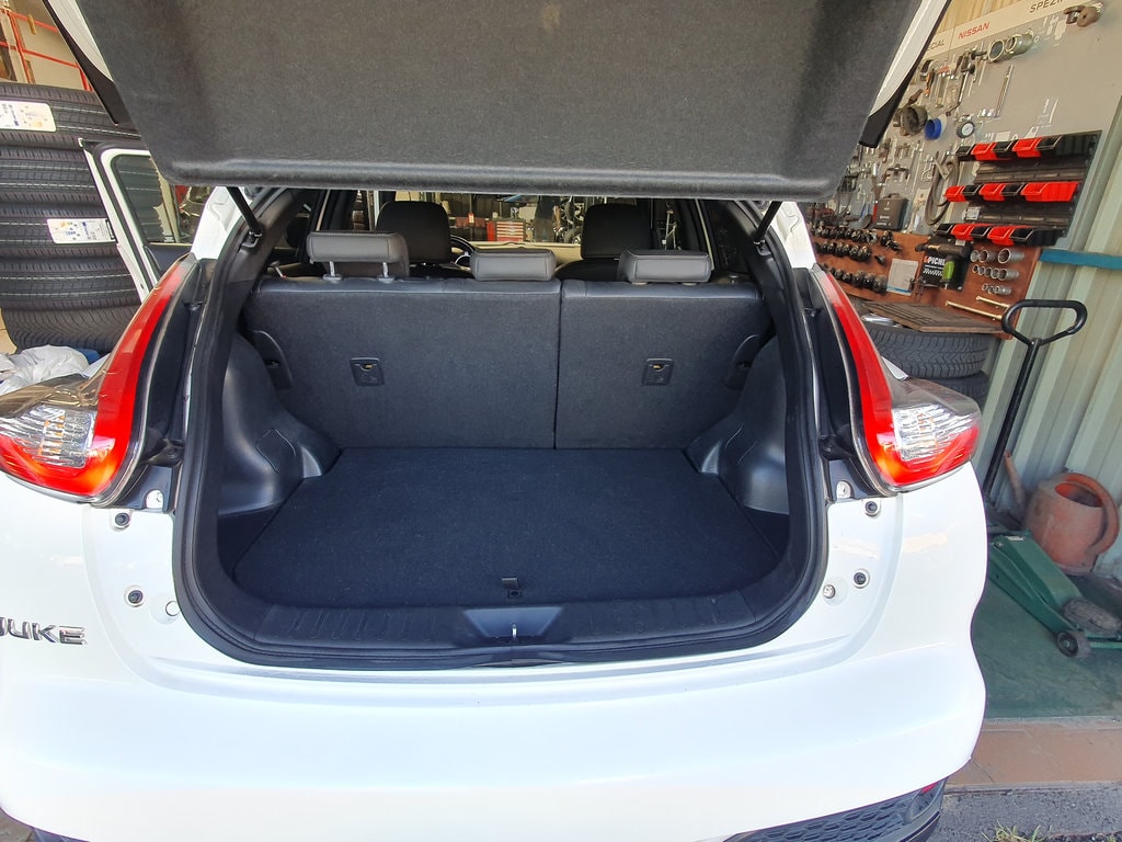 NISSAN Juke 1.6 DIG-T tekna 4x4 Xtronic M-CVT-image-15