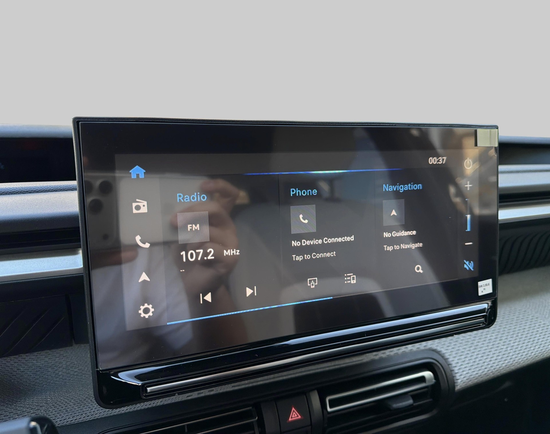 CITROEN C3 1.2 Hybrid Max-image-14