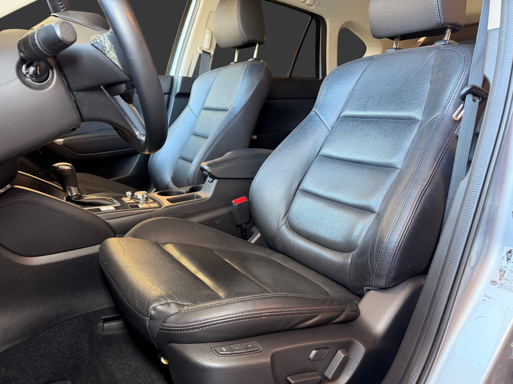 MAZDA CX-5 2.0 Revolution AWD Automatic-image-12