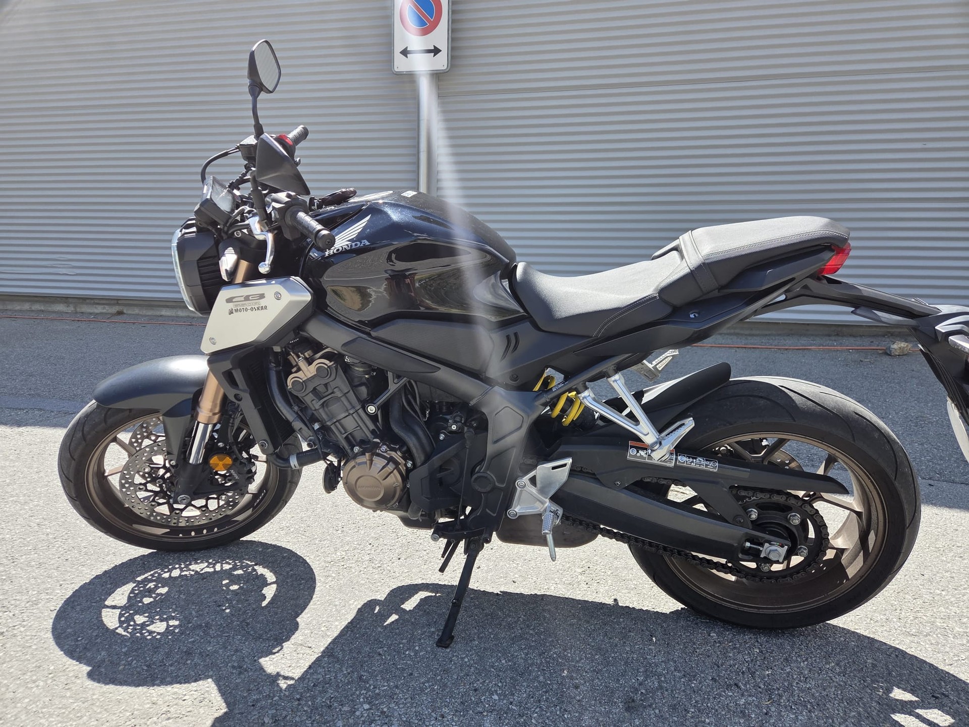 HONDA CB 650 R ABS-image-4