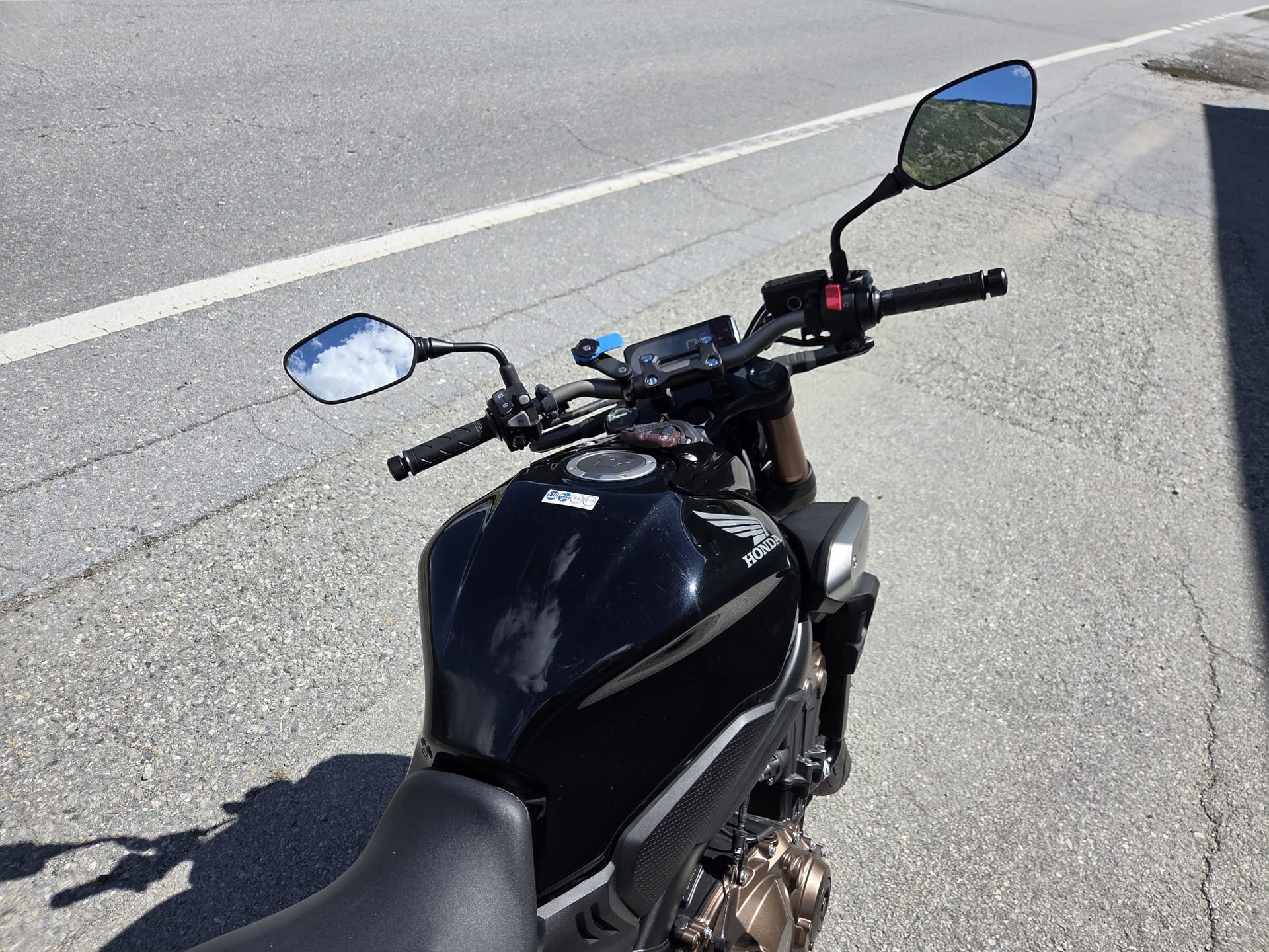 HONDA CB 650 R ABS-image-1