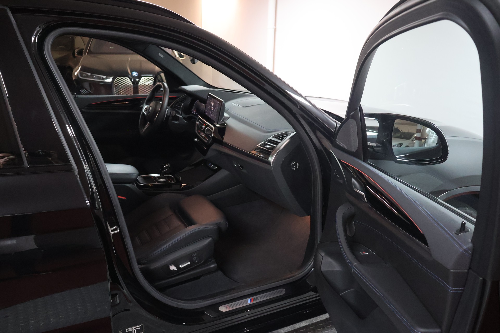 BMW X3 M40i-image-13