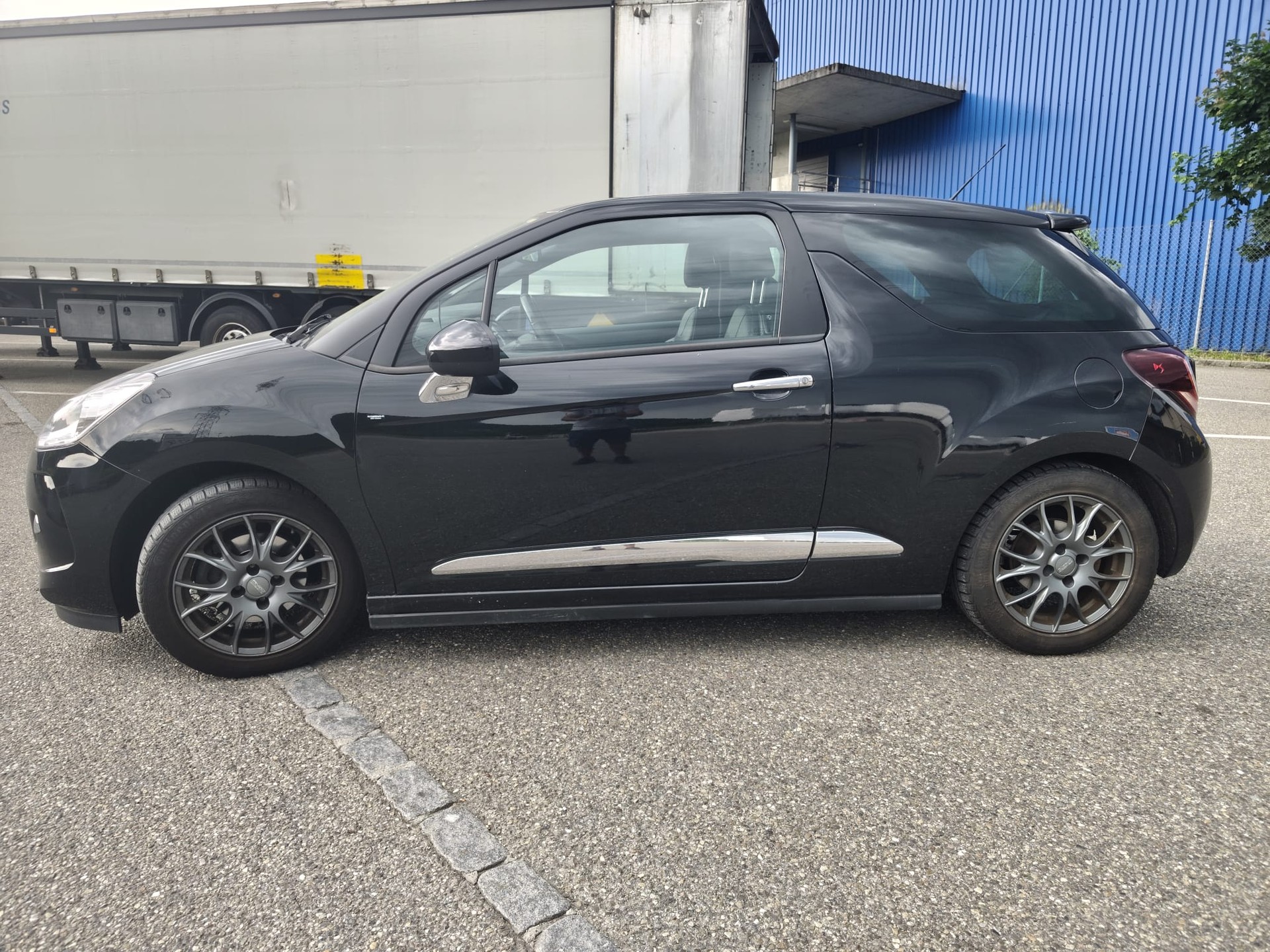 DS AUTOMOBILES DS3 1.6 THP Sport Chic-image-2