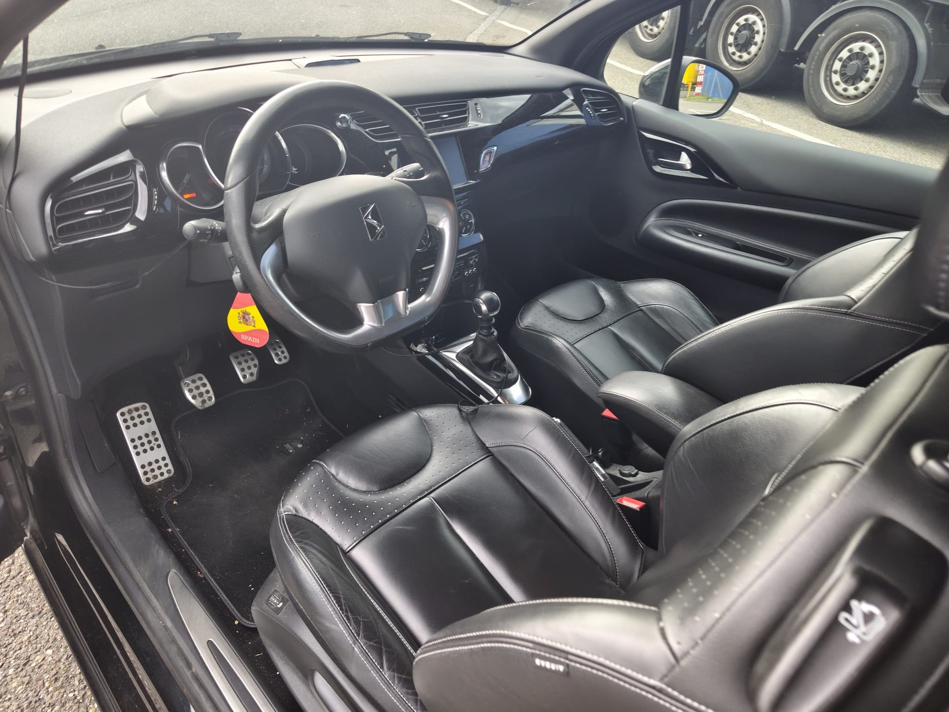 DS AUTOMOBILES DS3 1.6 THP Sport Chic-image-6
