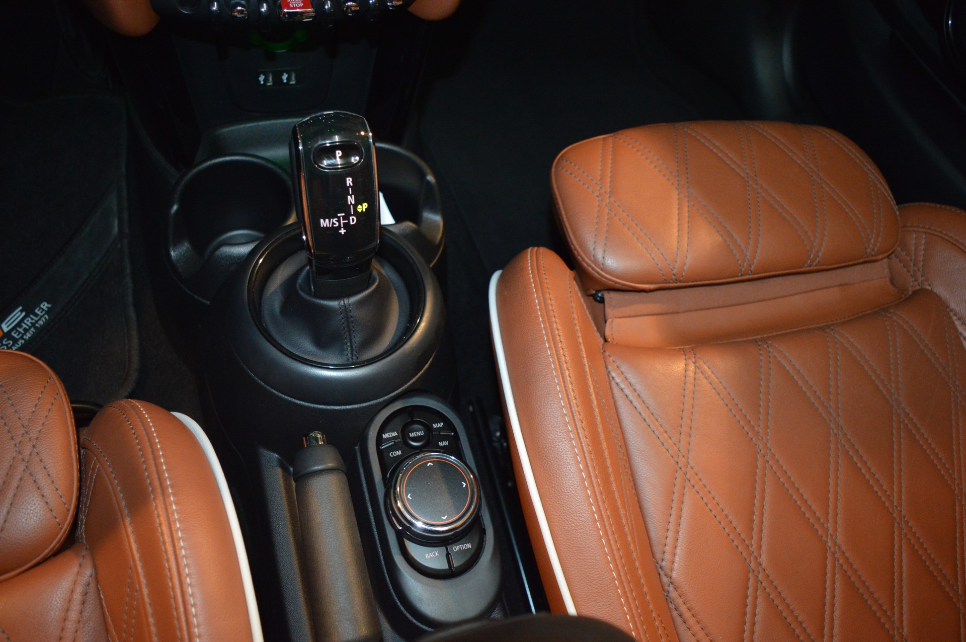 MINI Cooper S Cabriolet DKG-image-18
