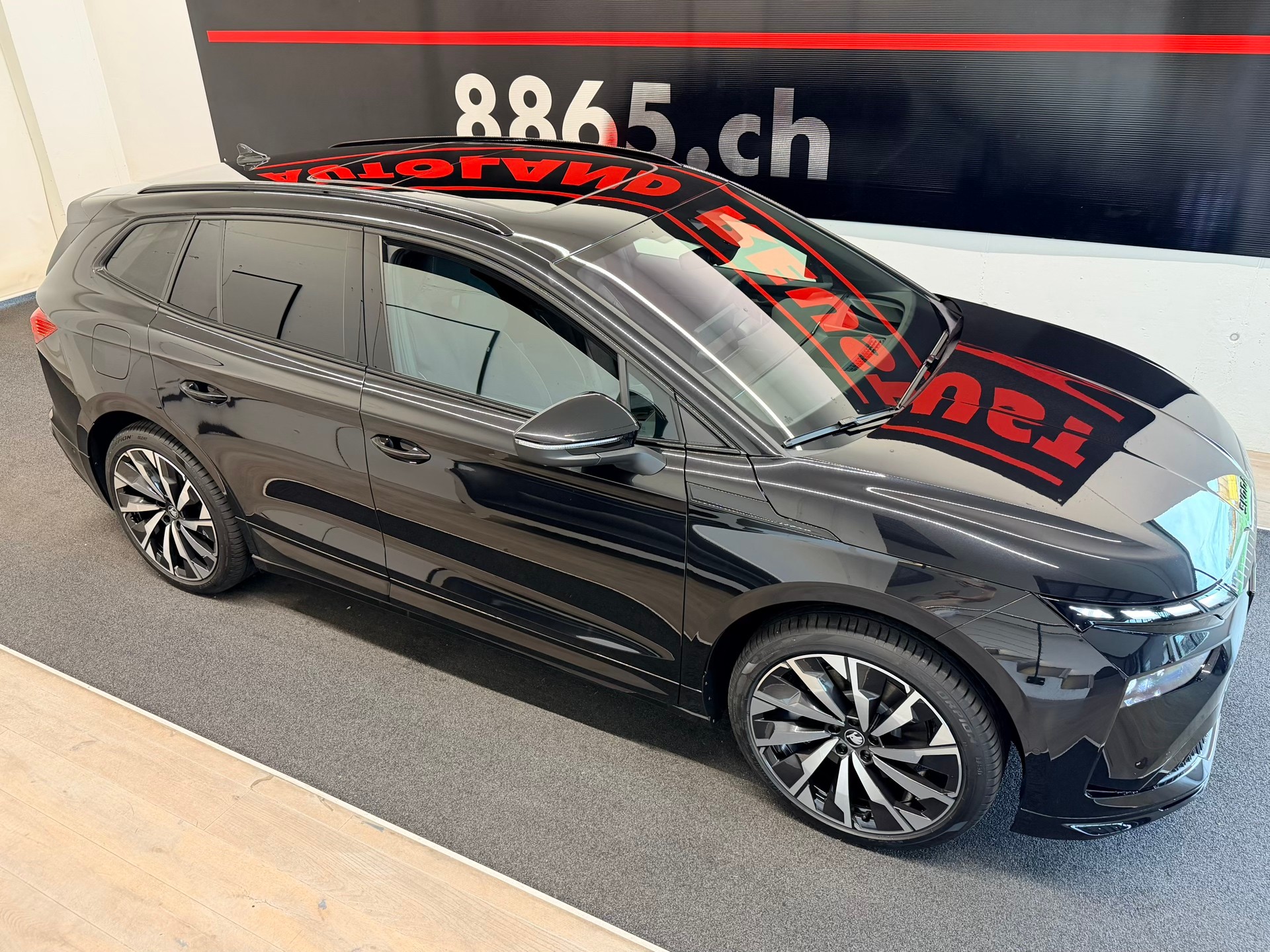 SKODA Enyaq 85x Sportline 4x4-image-4