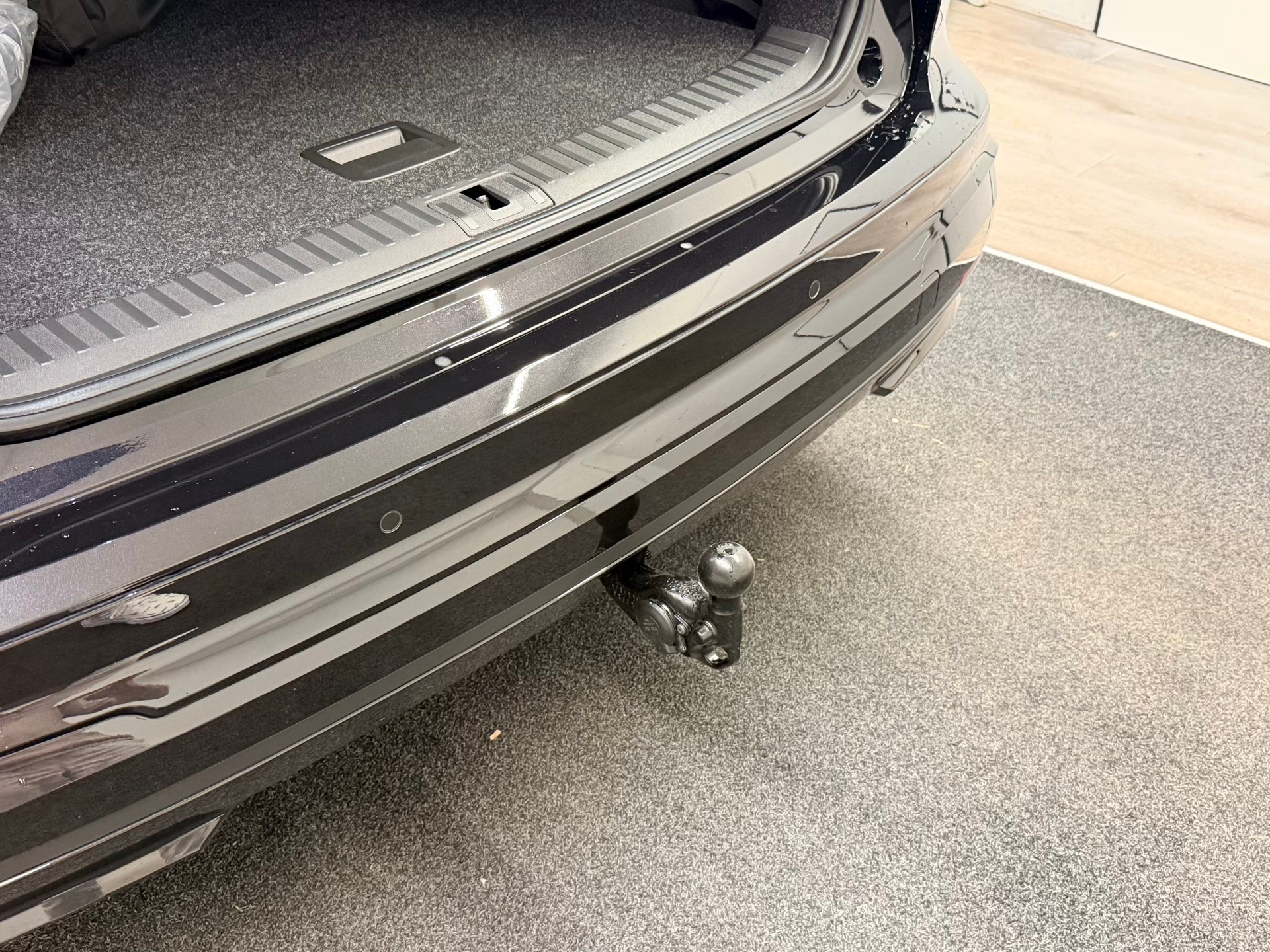 SKODA Enyaq 85x Sportline 4x4-image-10