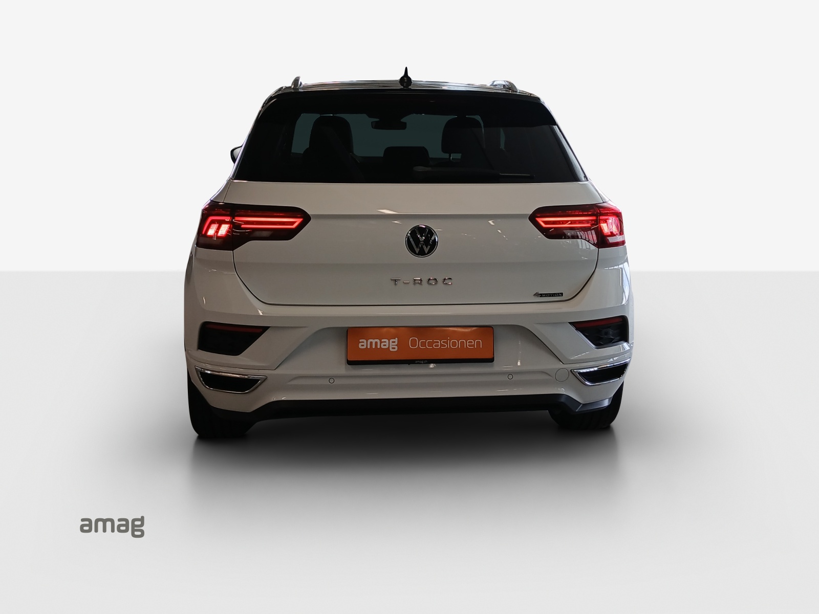 VW T-Roc 2.0 TSI Sport DSG 4Motion-showroom-element-3