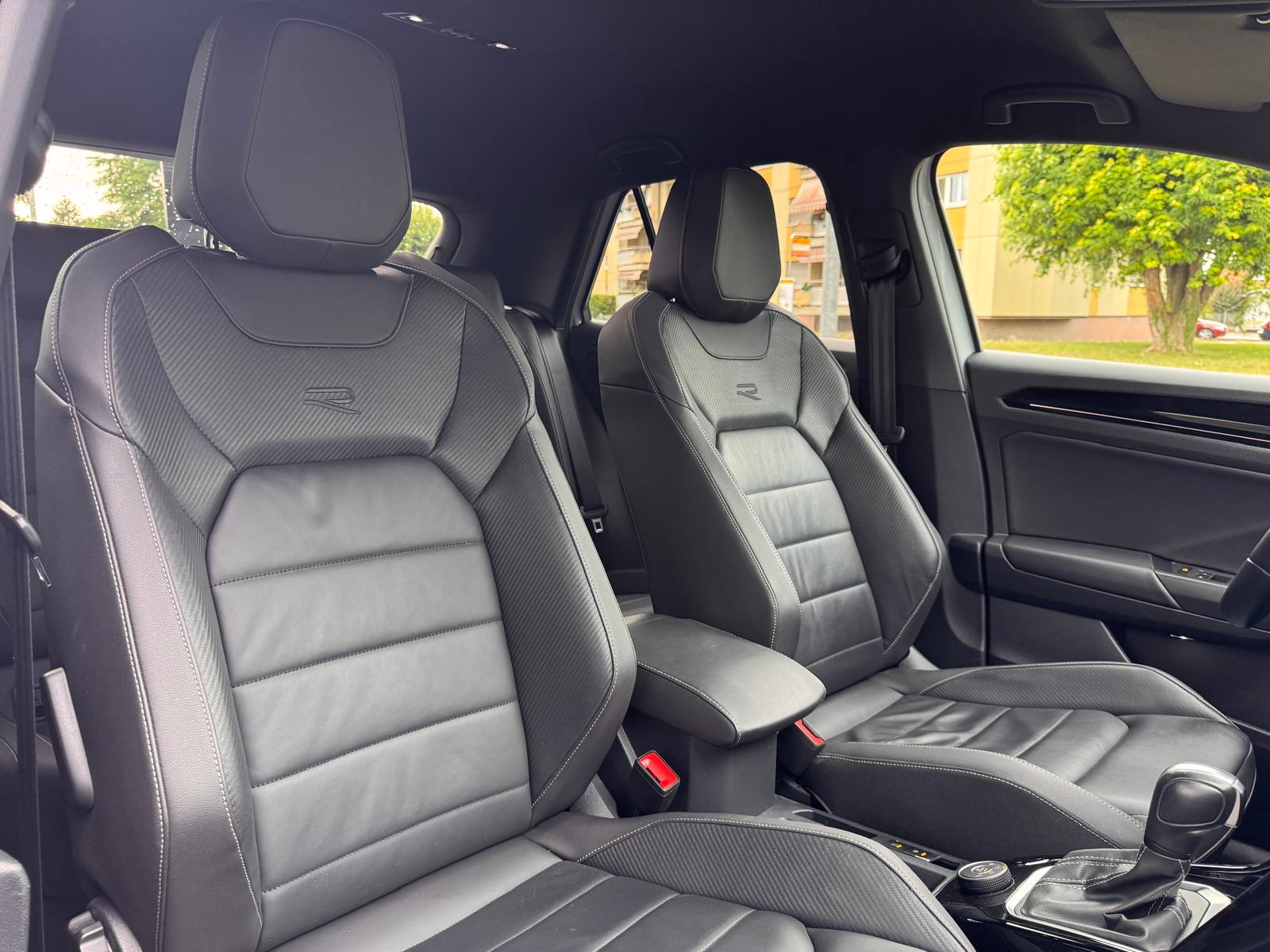 VW T-Roc 2.0 TSI R DSG 4Motion-image-5
