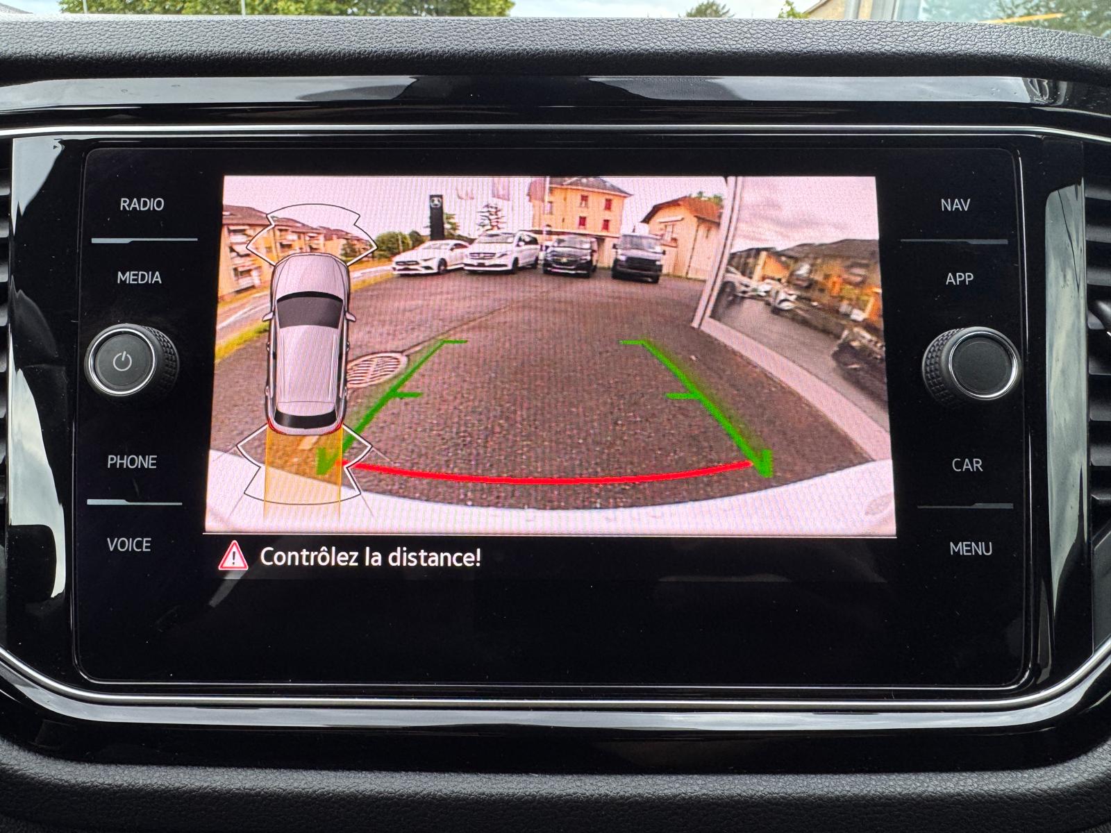 VW T-Roc 2.0 TSI R DSG 4Motion-image-10