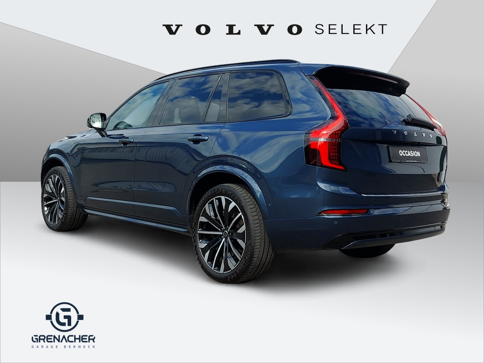 VOLVO XC90 2.0 T8 TE Ultra Dark eAWD-showroom-element-3