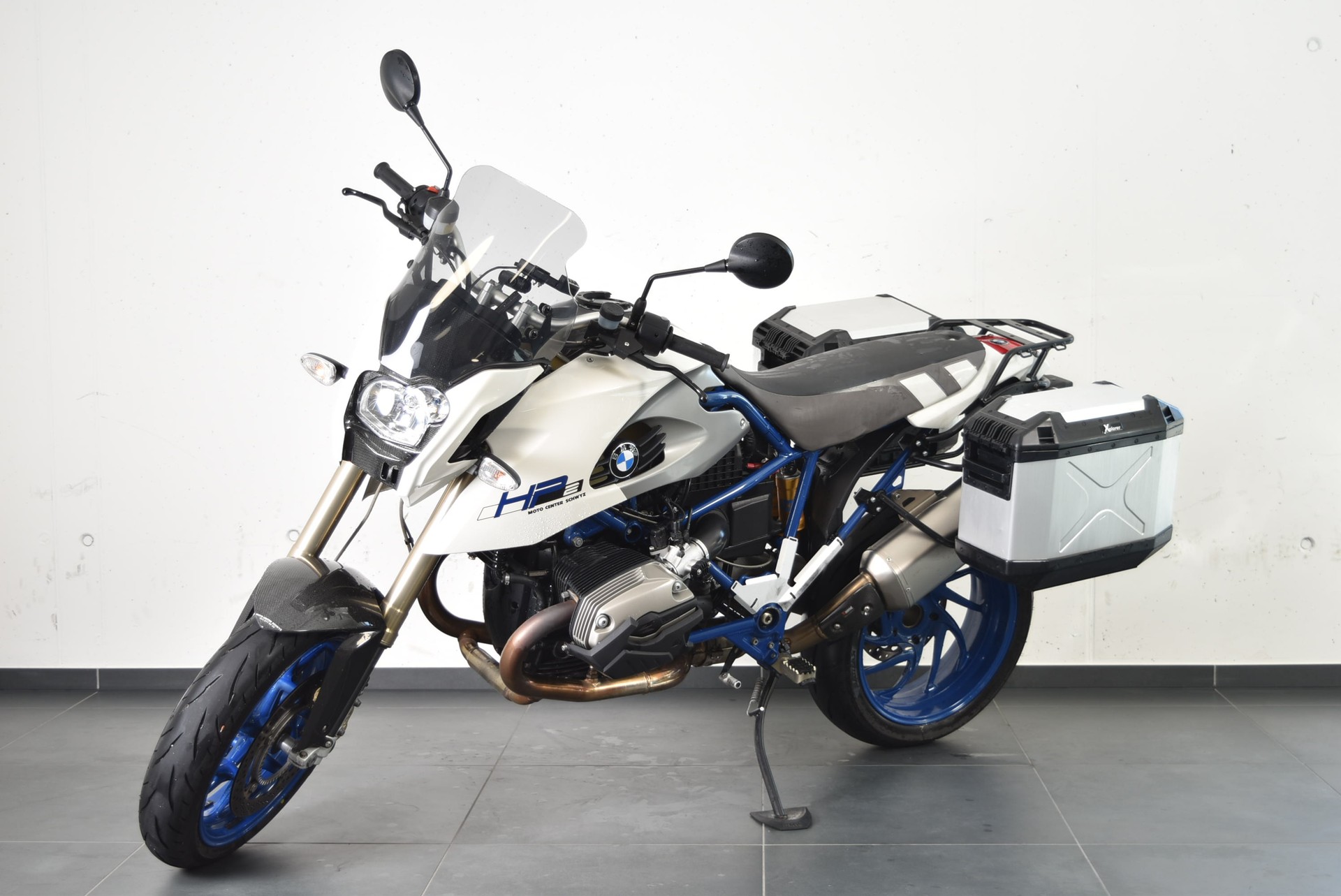 BMW HP2 Megamoto-image-1
