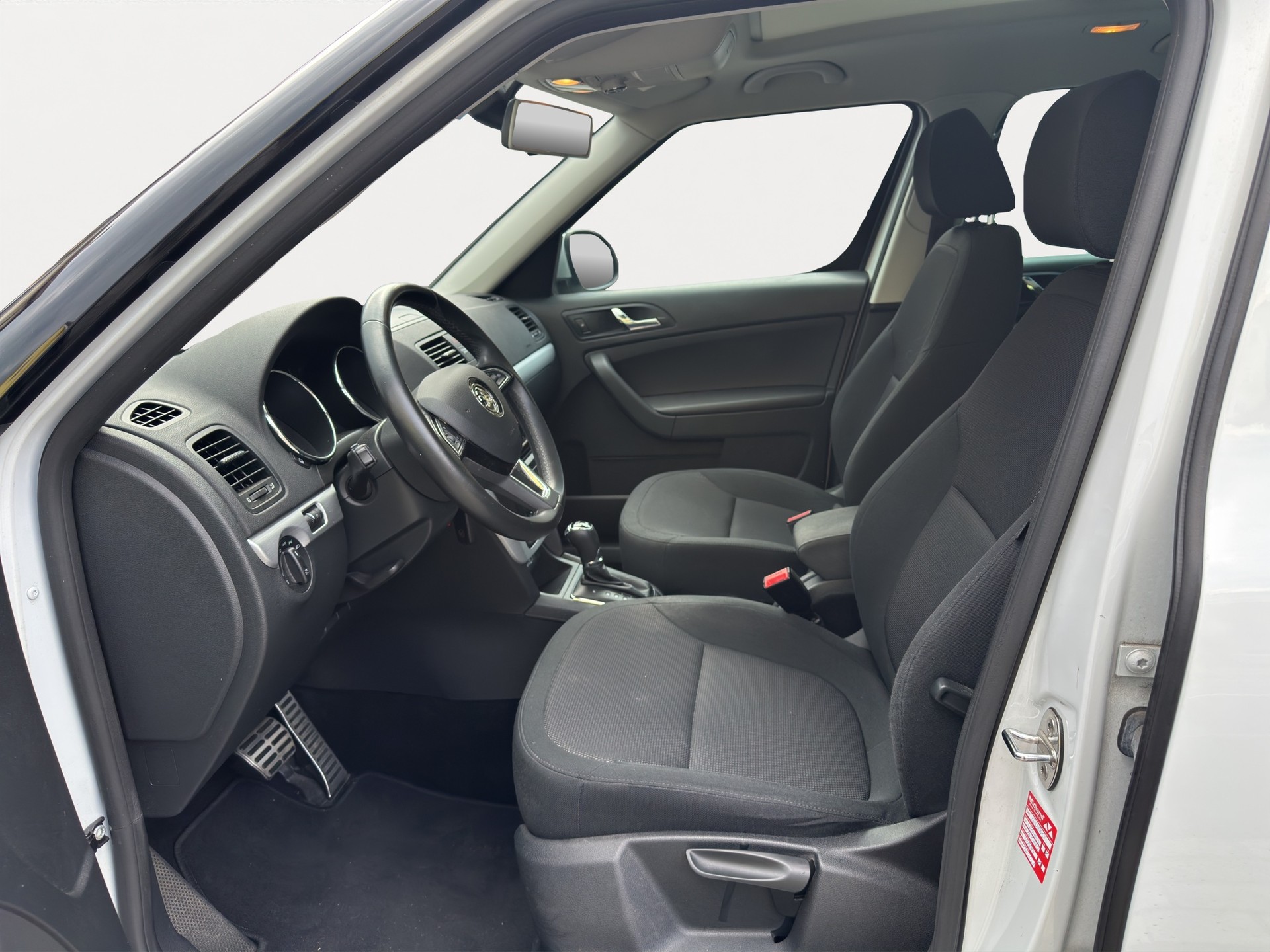 SKODA Yeti 1.4 TSI Style 4x4 DSG-image-5