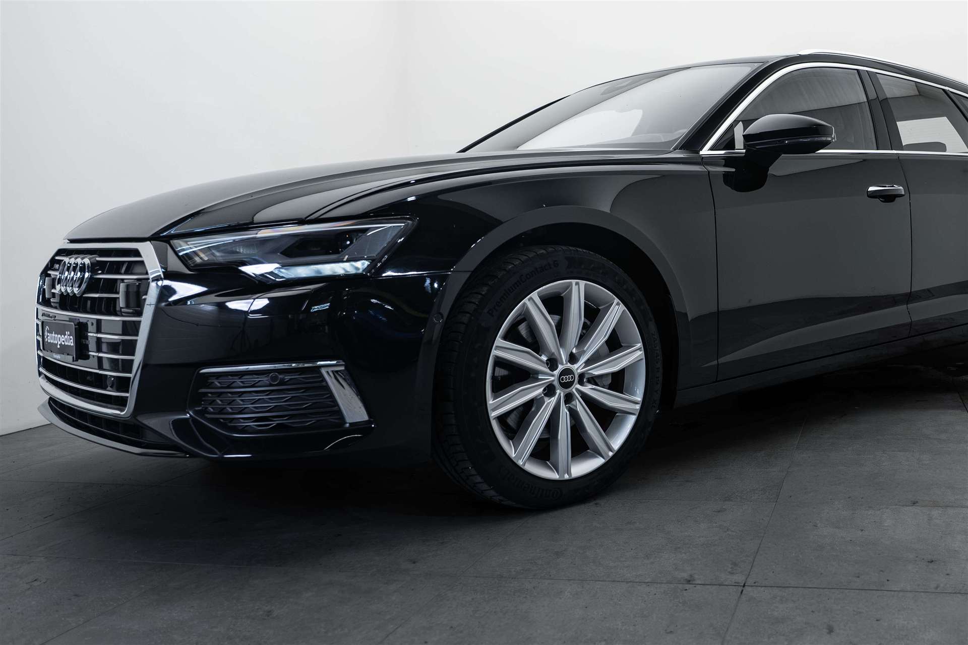 AUDI A6 Avant 45 TFSI S line S-tronic quattro-showroom-element-1