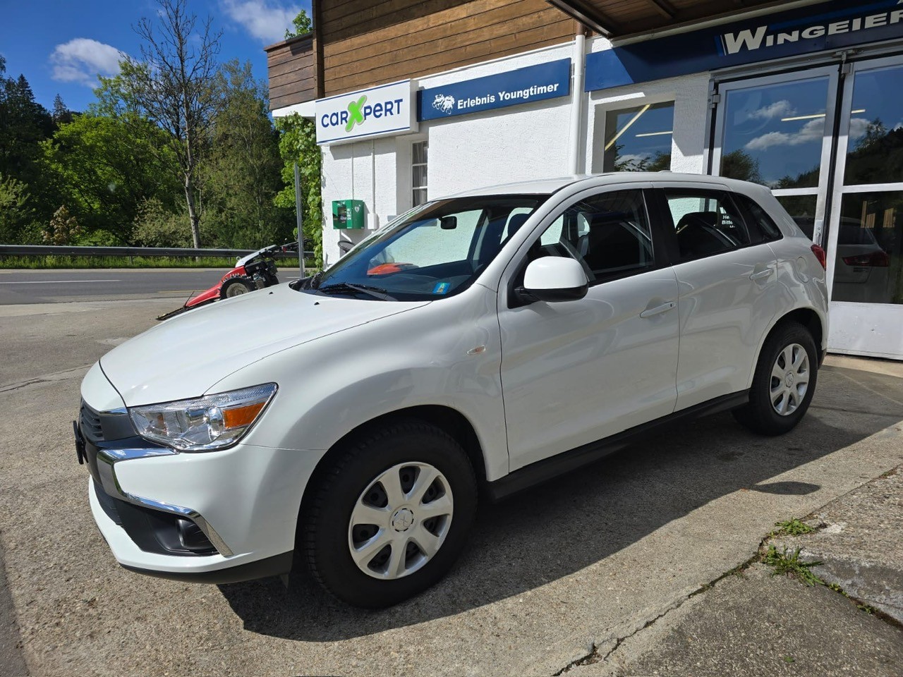 MITSUBISHI 1.6 DID Pure 4x4