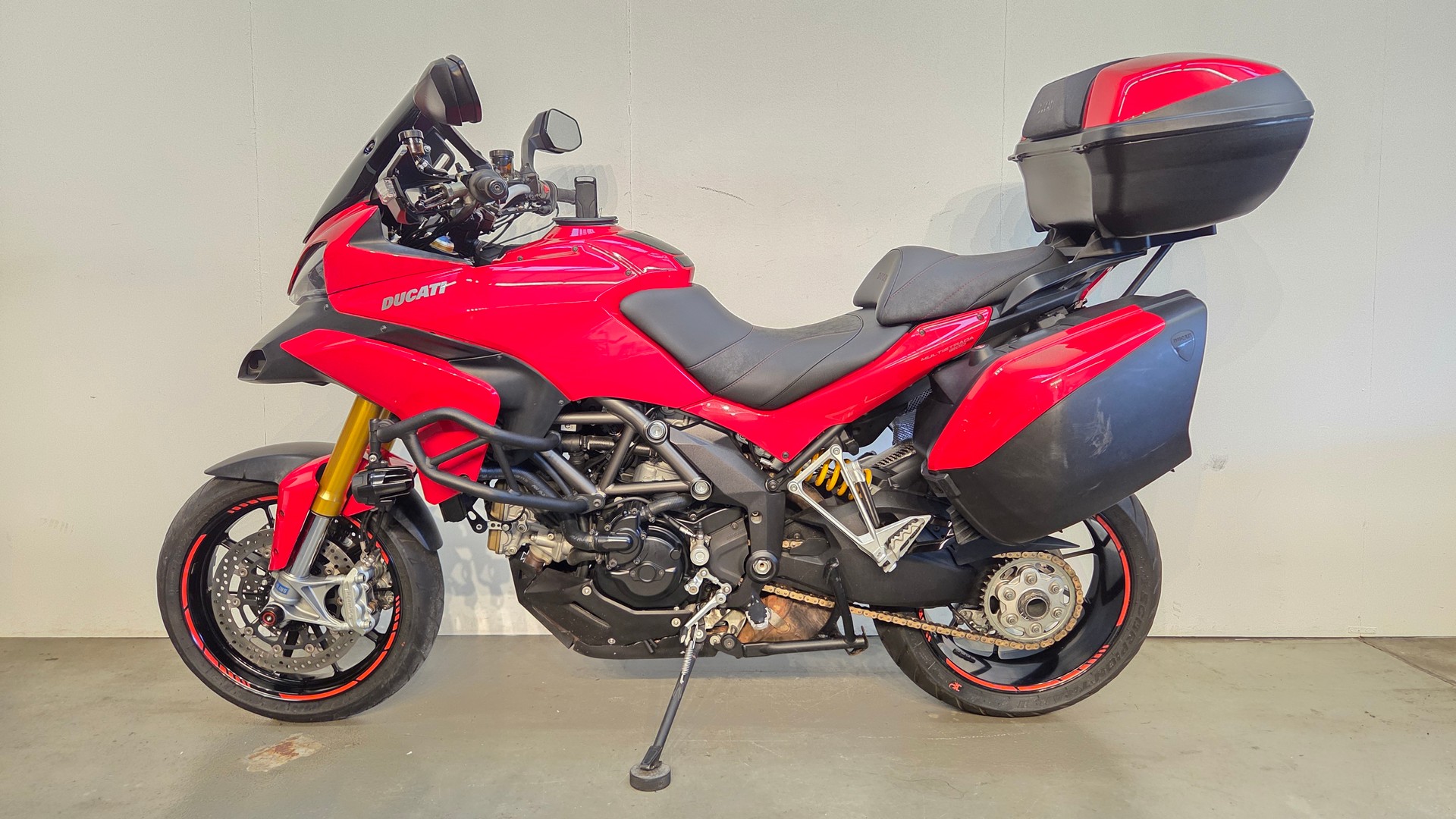DUCATI Multistrada 1200 S ABS-showroom-element-1