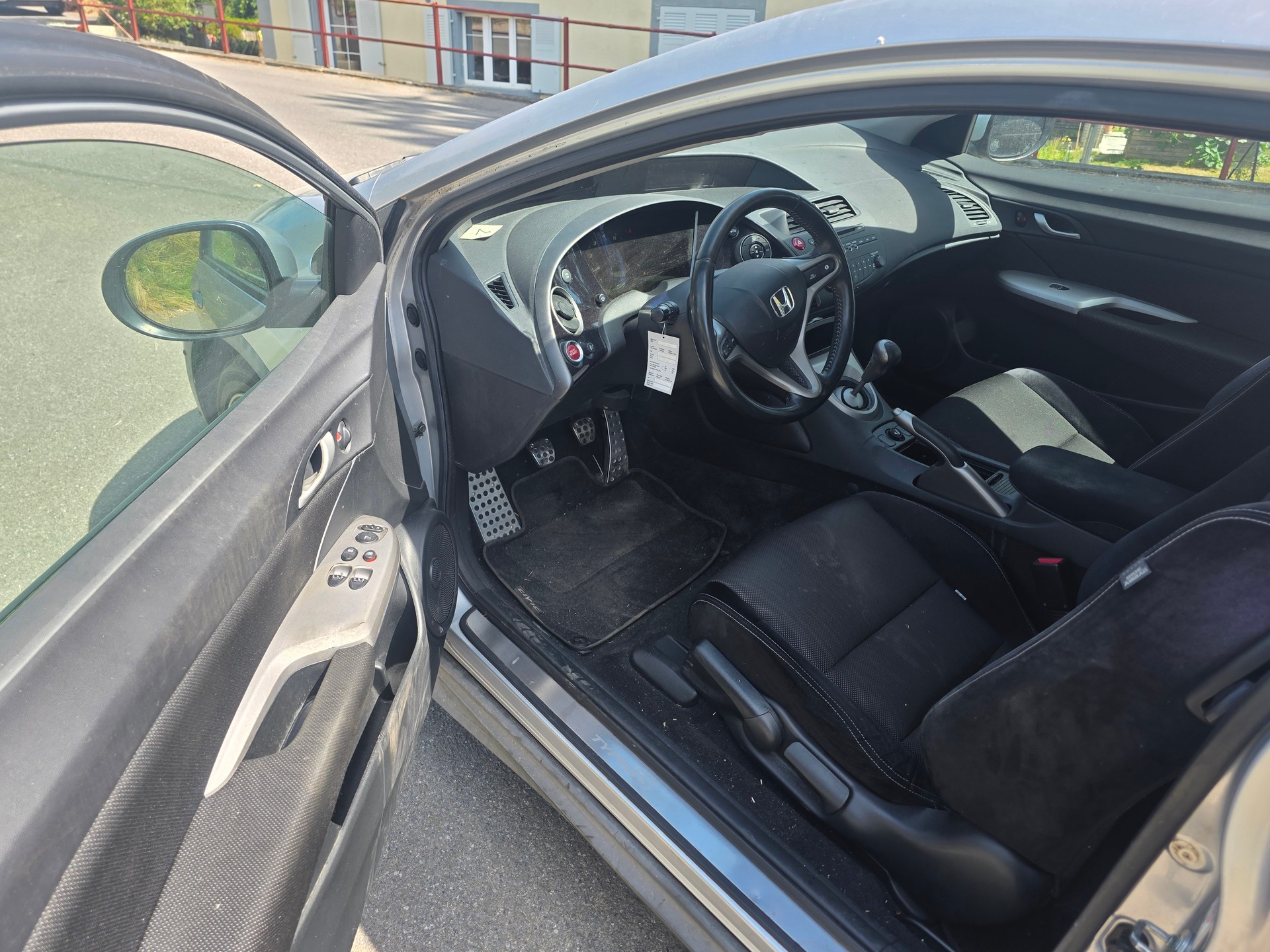 HONDA Civic 1.8i Type-S-image-9