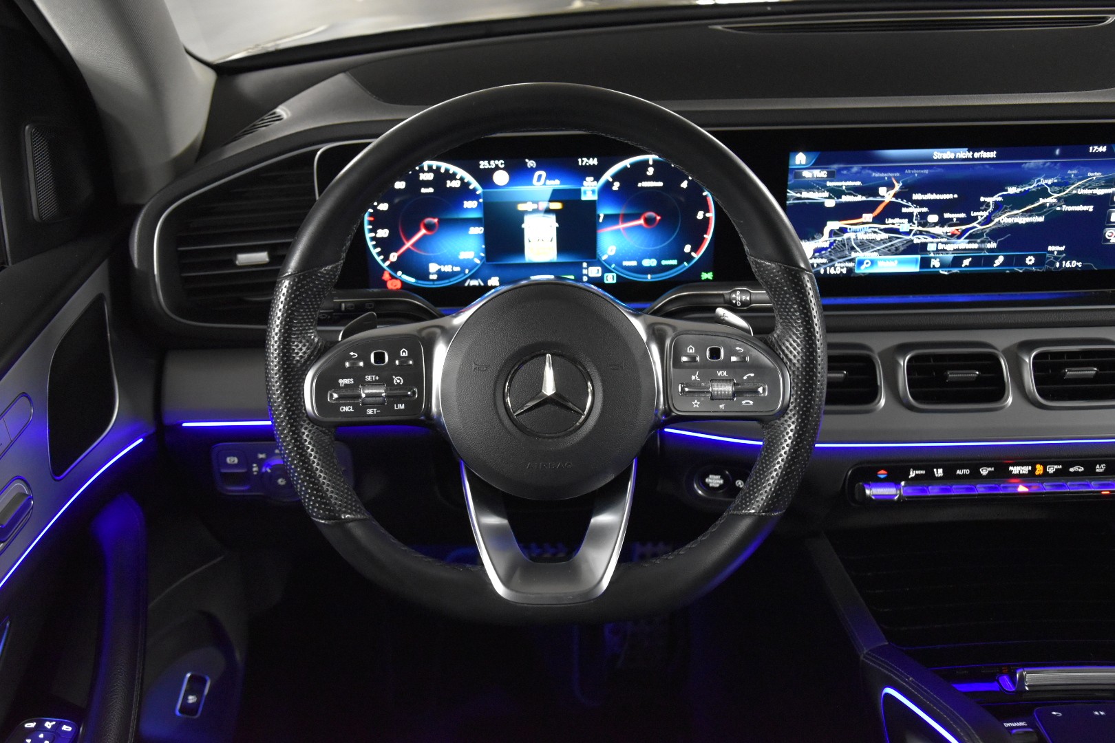 MERCEDES-BENZ GLE 300 d 4Matic AMG Line 9G-Tronic-image-12