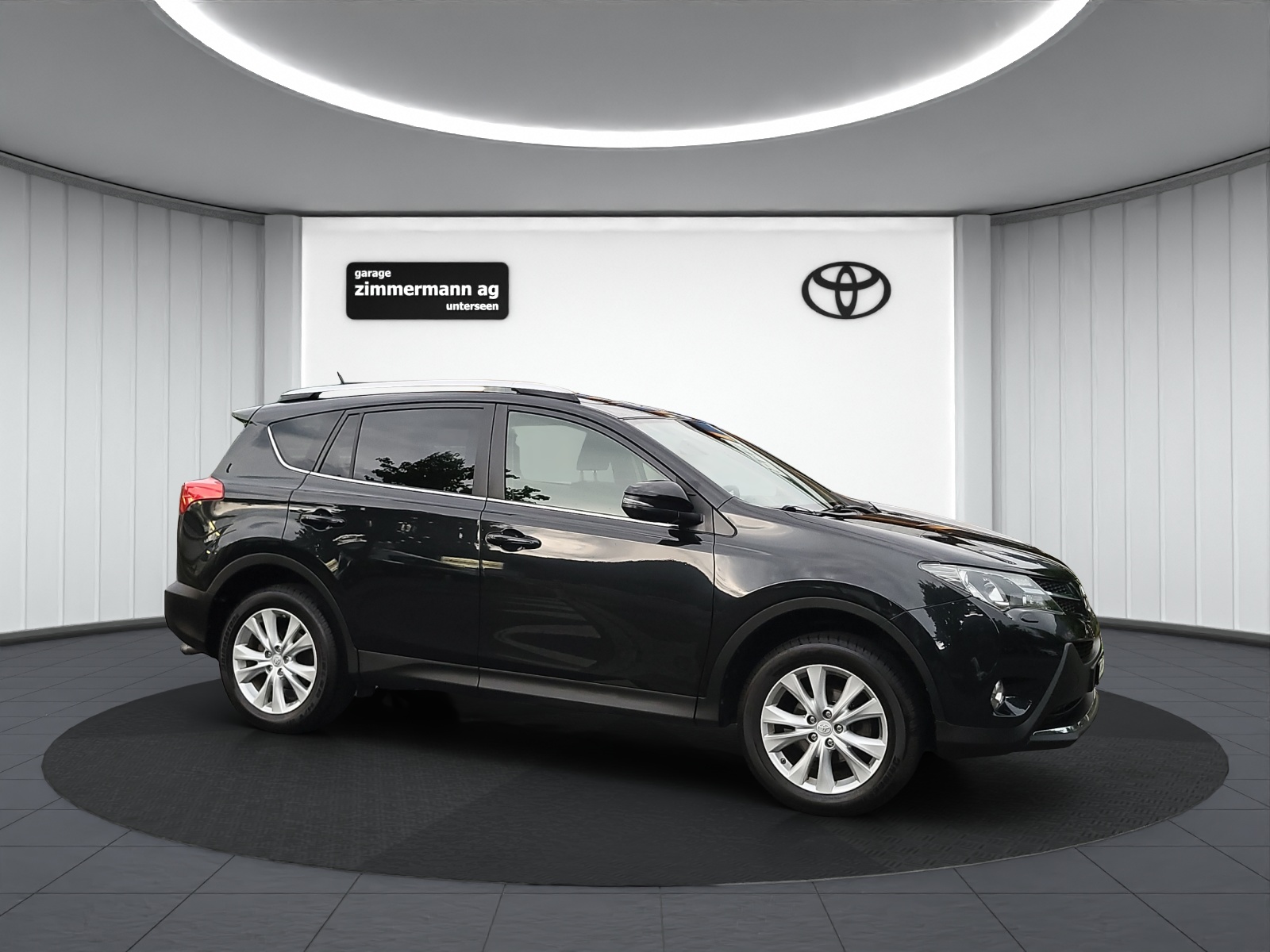 TOYOTA RAV-4 2.0i VMa Sol-showroom-element-3