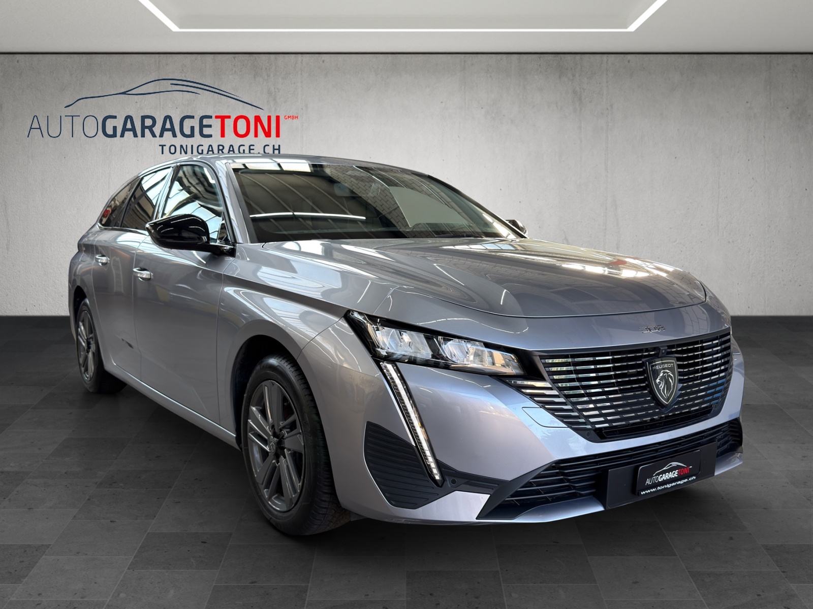 PEUGEOT 308 SW 1.2 Pure Tech Allure EAT8-showroom-element-1
