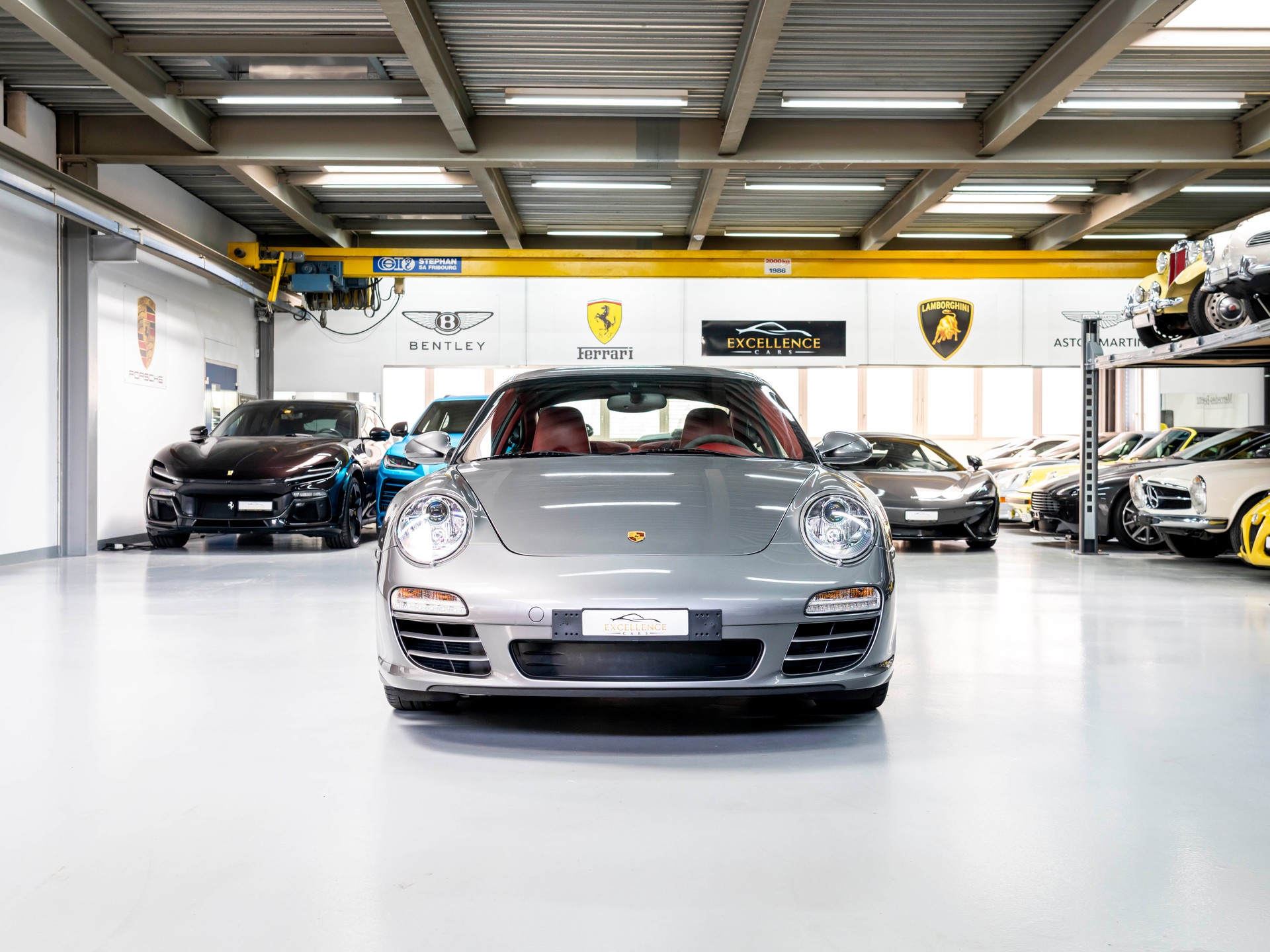 PORSCHE 911 Carrera 4S PDK-showroom-element-1