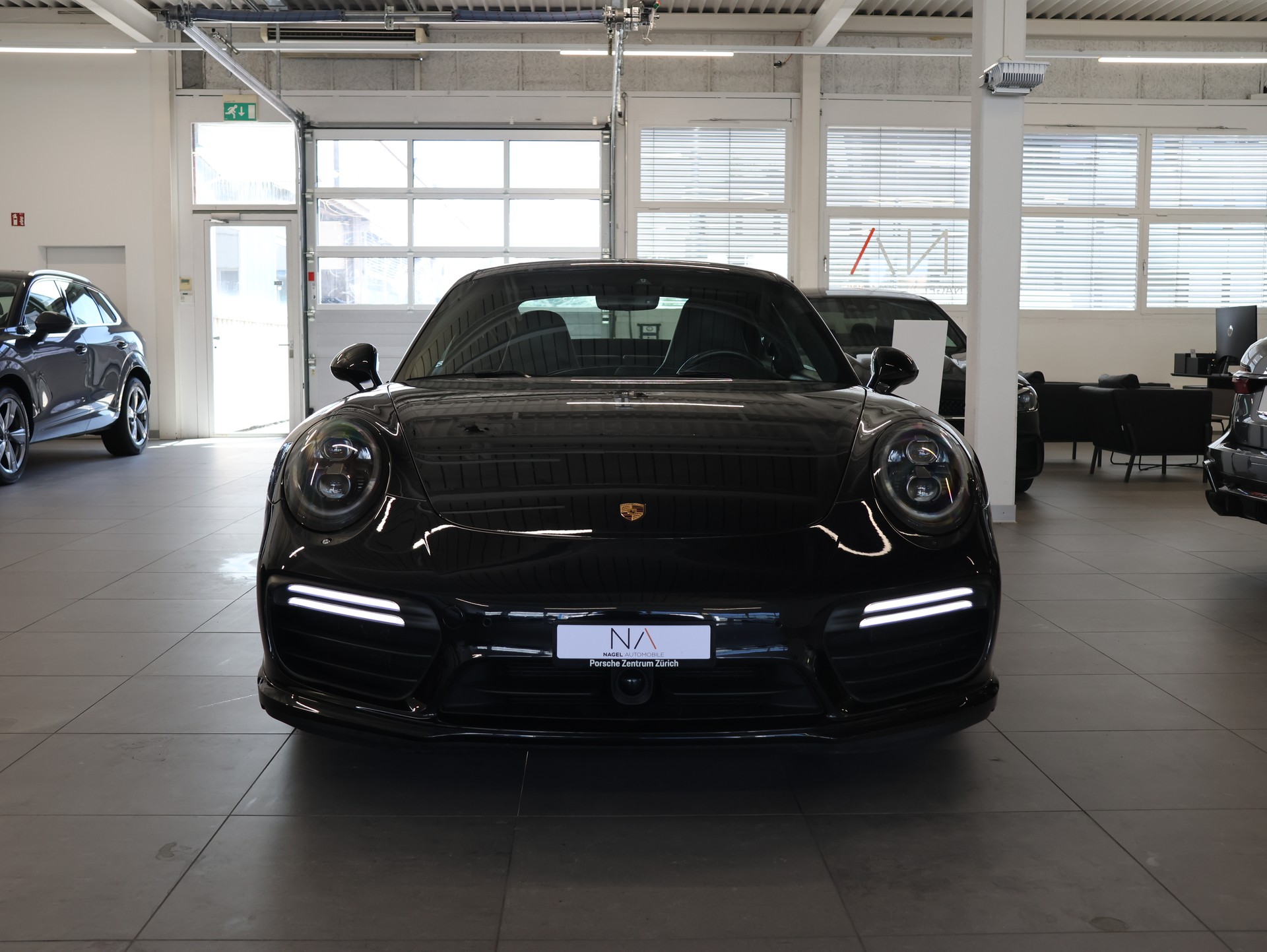 PORSCHE 911 Turbo S PDK *Rückfahrkamera* *Bose* *Panoramadach*-showroom-element-2