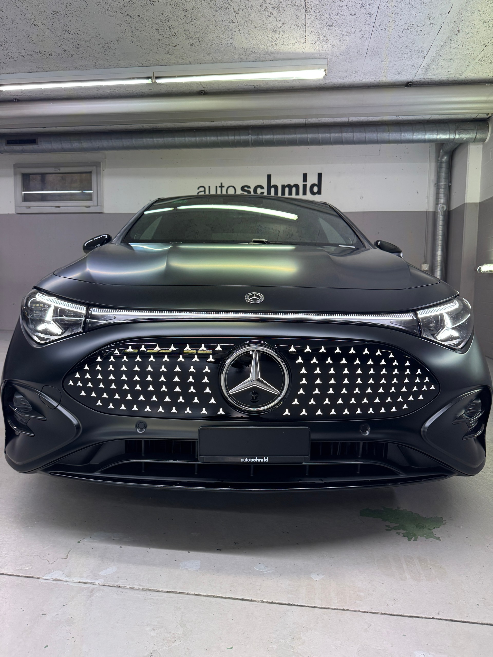 MERCEDES-BENZ CLA 350 4 Matic EQ-showroom-element-2