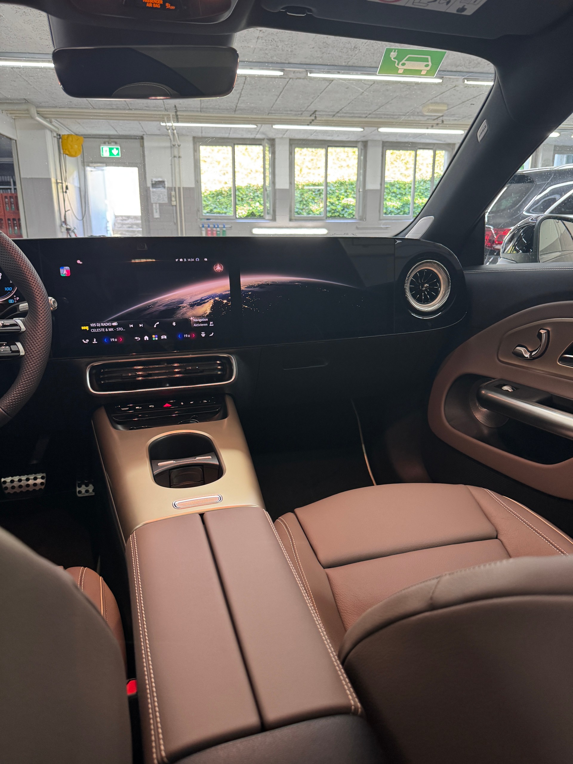 MERCEDES-BENZ CLA 350 4 Matic EQ-image-16