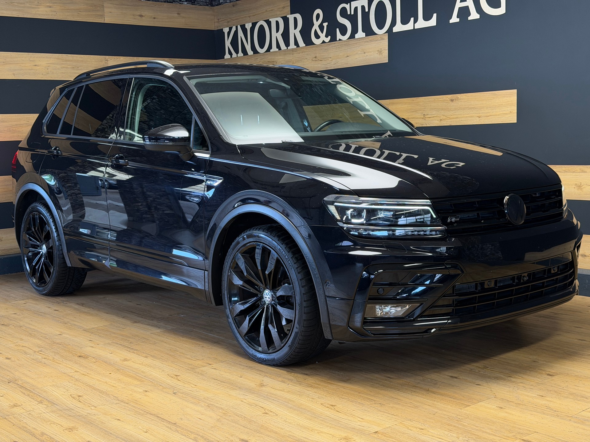 VW Tiguan 1.5TSI Evo Comfortline DSG-showroom-element-2
