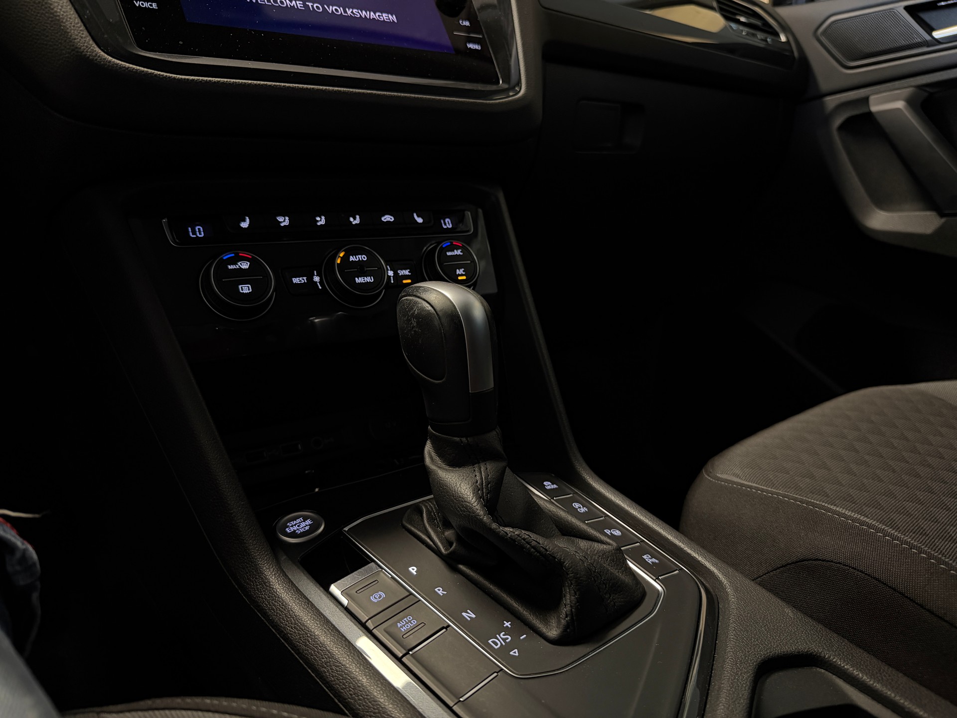 VW Tiguan 1.5TSI Evo Comfortline DSG-image-15