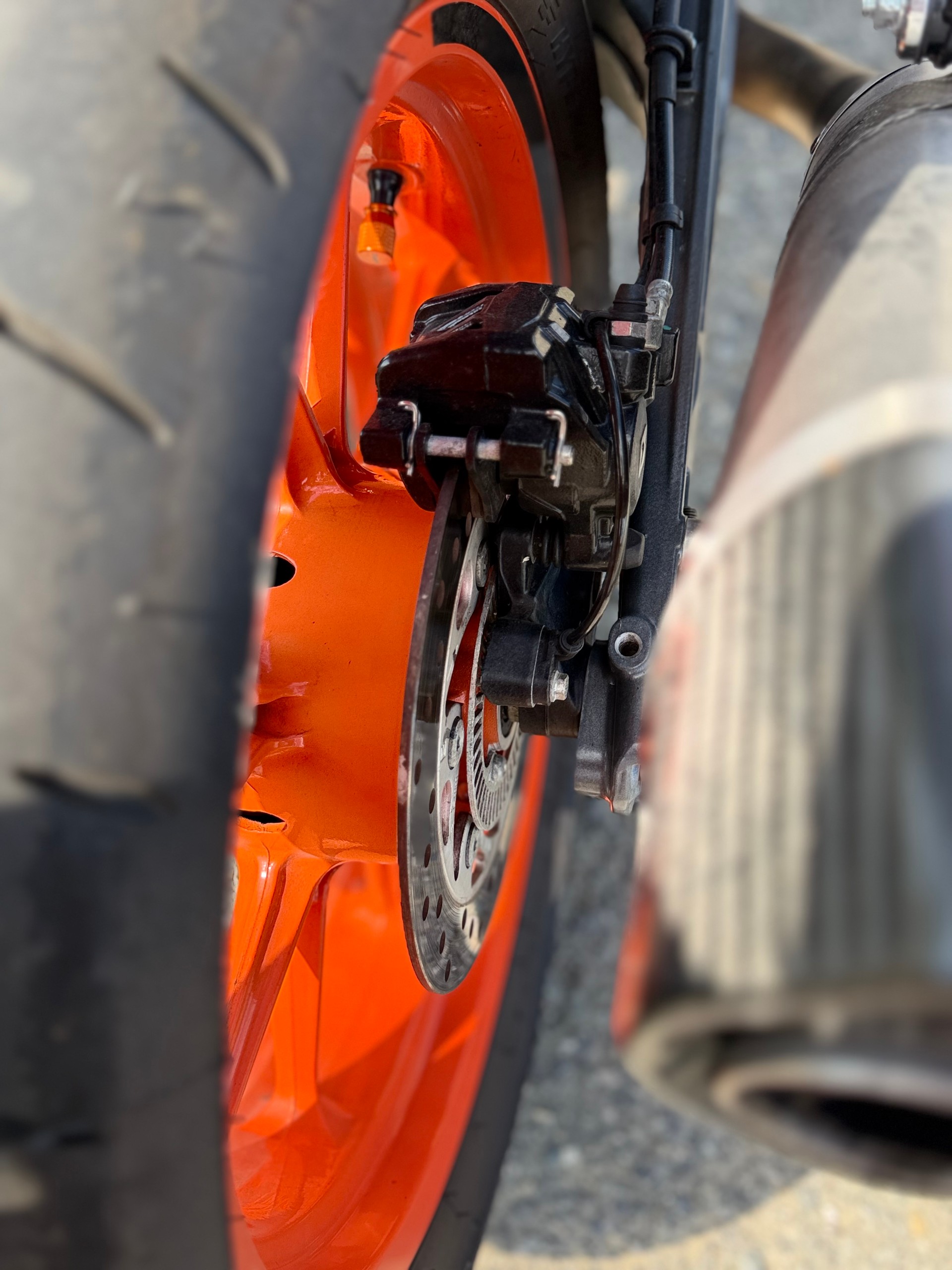 KTM 390 Duke ABS-image-8