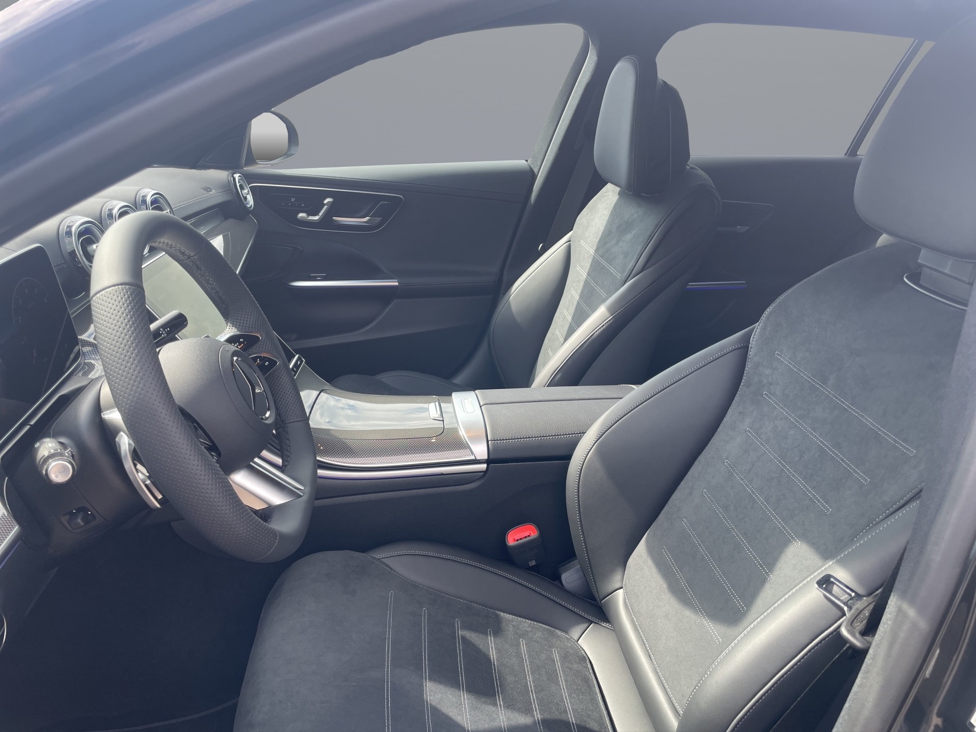 MERCEDES-BENZ C 200 T 4 Matic-image-8