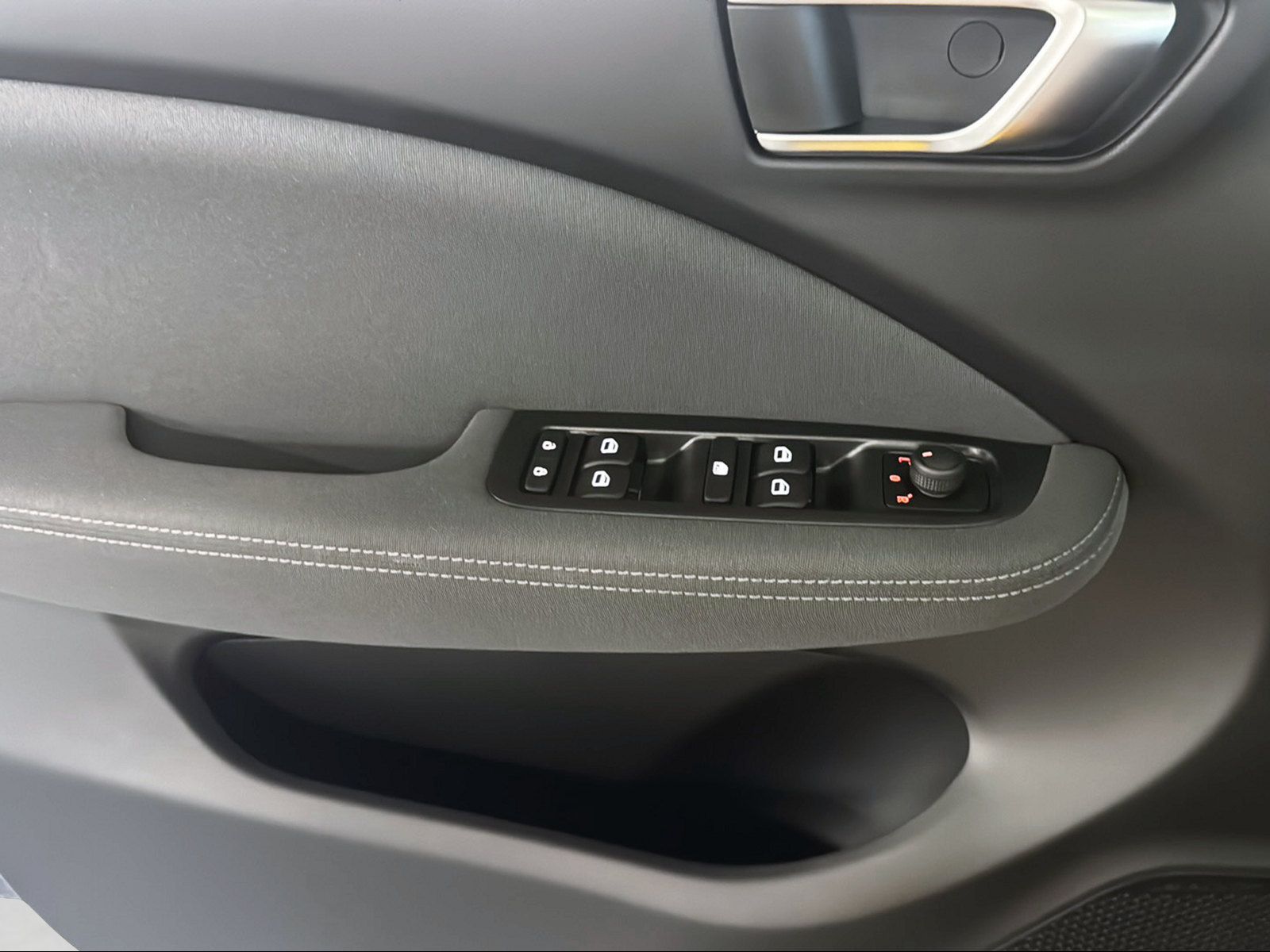 LEAPMOTOR T03 37kWh-image-21