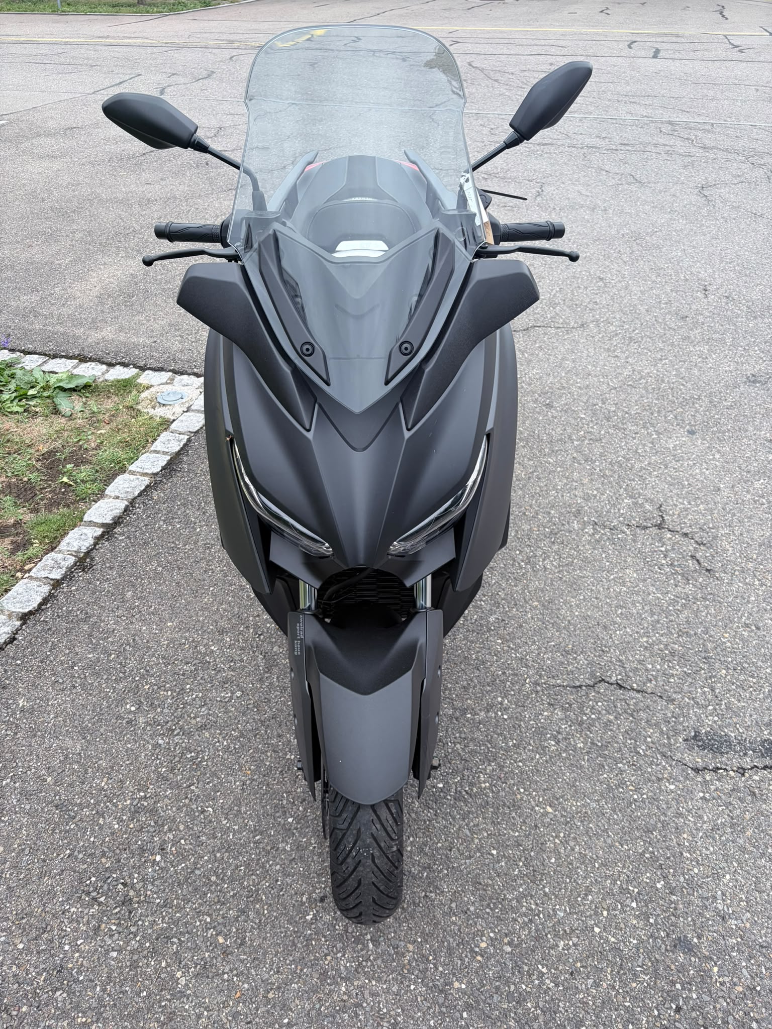 YAMAHA X-Max CZD 300 ABS-image-2