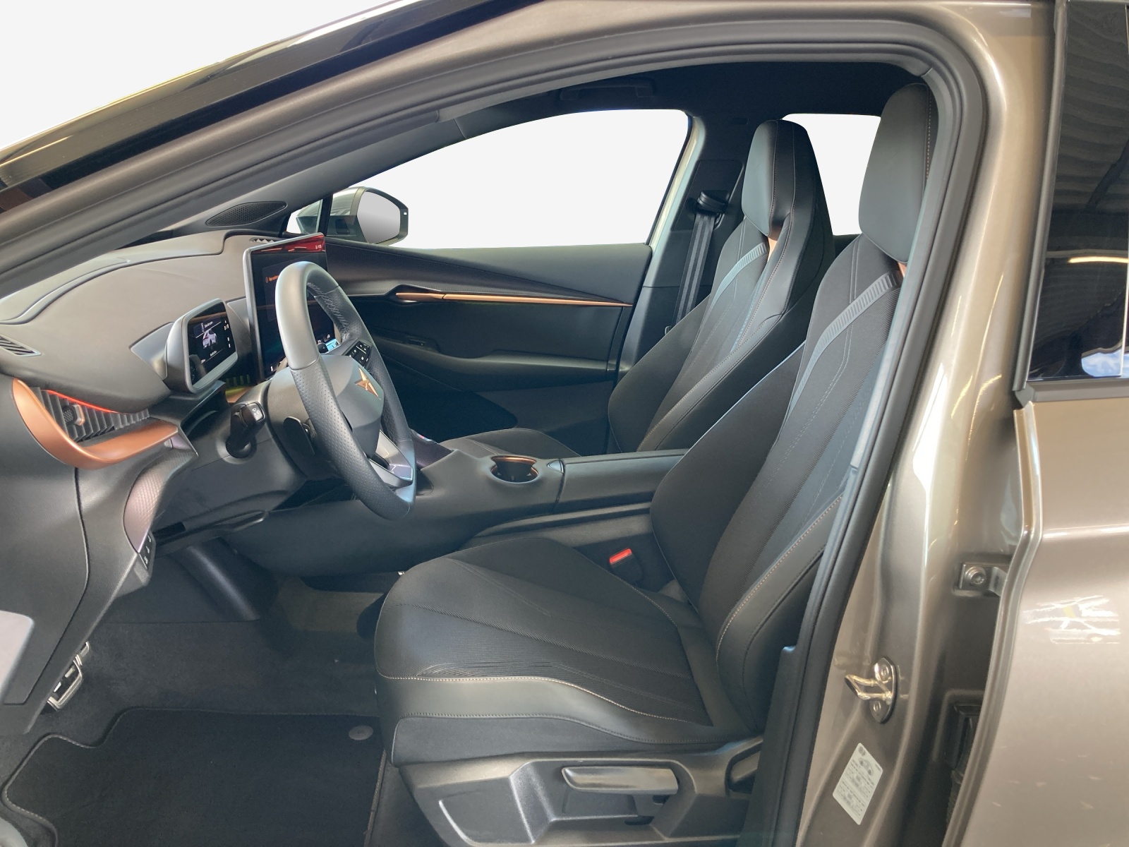 CUPRA Tavascan Type 8 77 kWh VZ-image-8