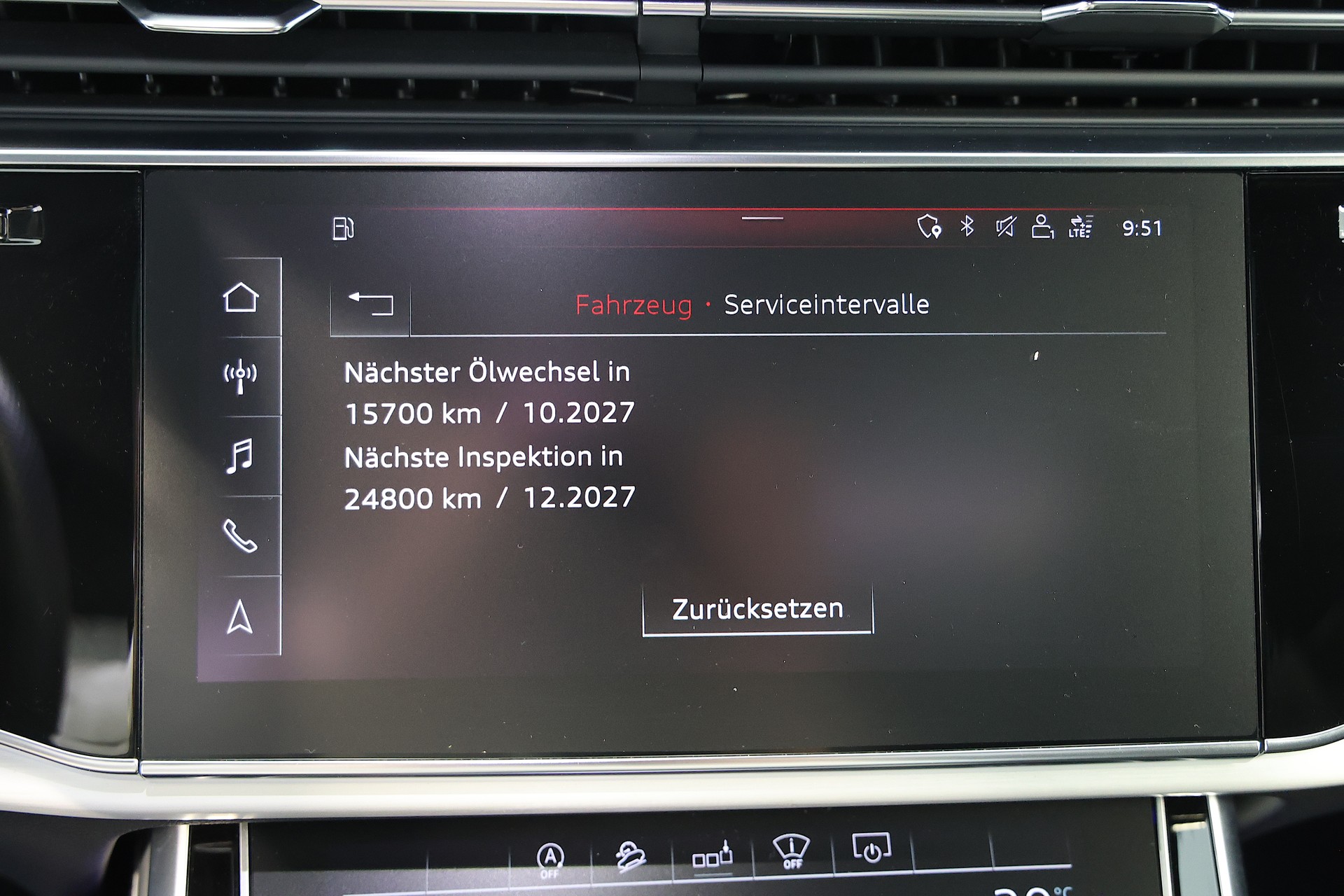 AUDI Q8 55 TFSI quattro tiptronic-image-17