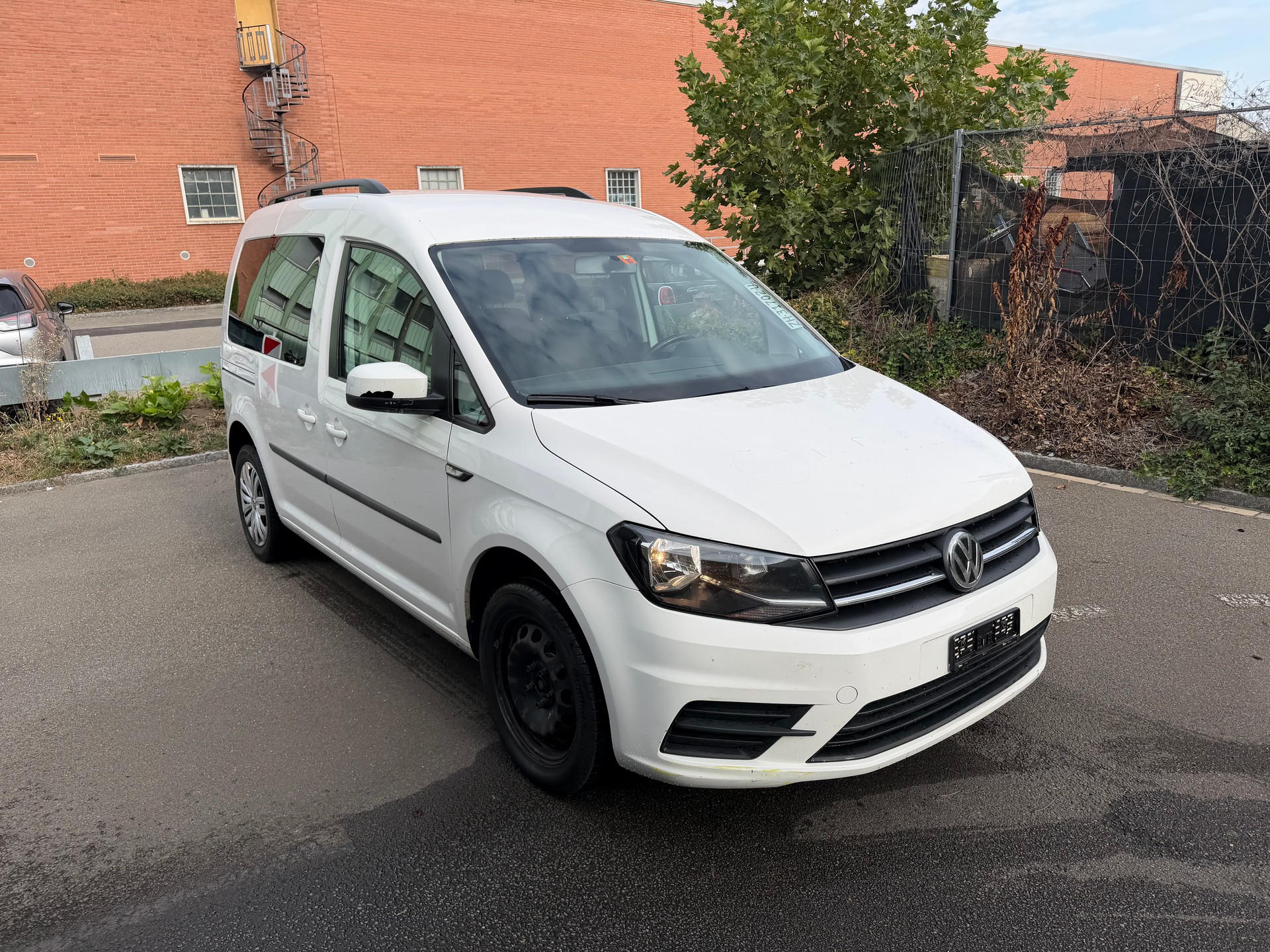 VW Caddy 1.4 TSI Comfortline DSG-showroom-element-2