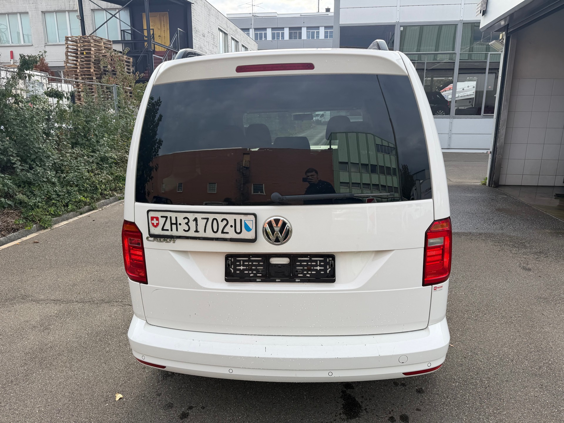 VW Caddy 1.4 TSI Comfortline DSG-image-4
