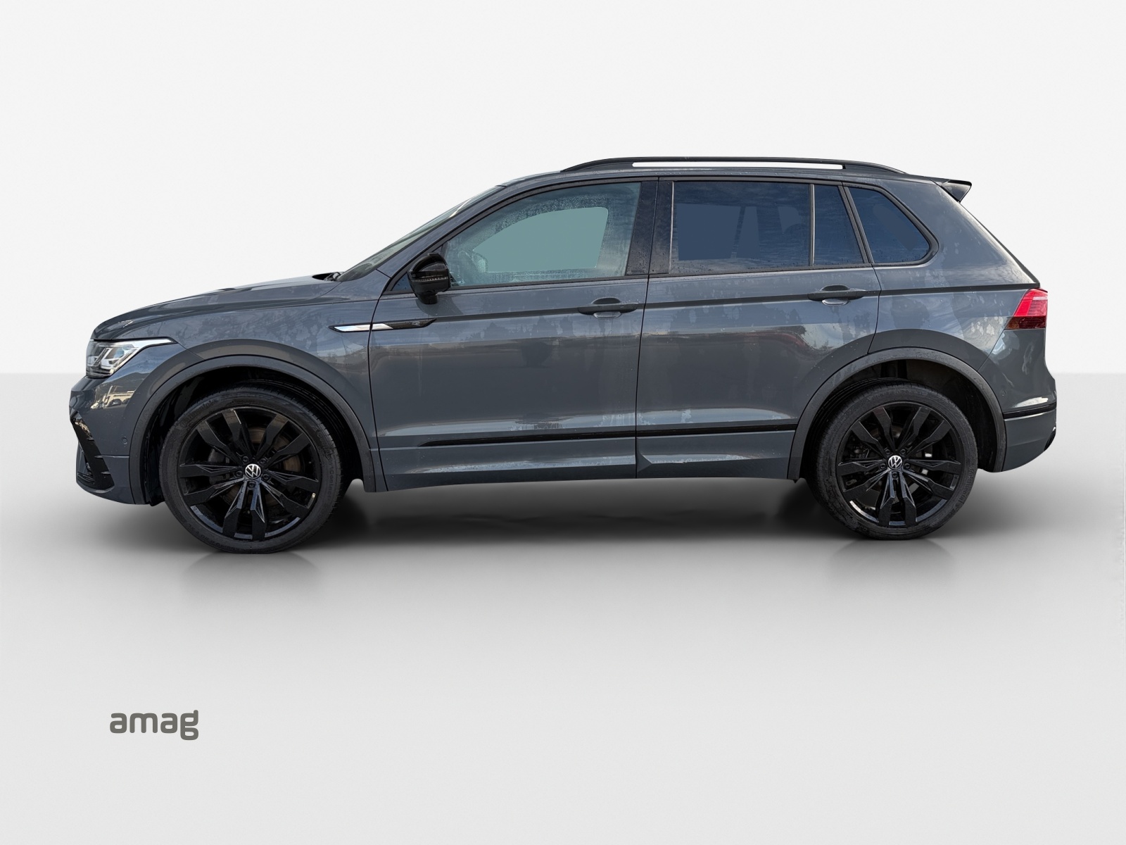 VW Tiguan 2.0TSI R-Line 4Motion DSG-showroom-element-1