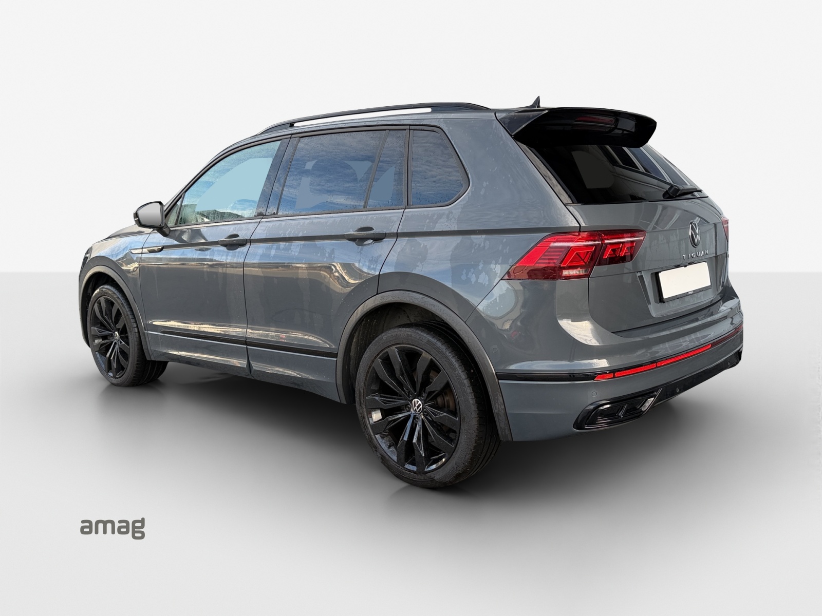 VW Tiguan 2.0TSI R-Line 4Motion DSG-showroom-element-2