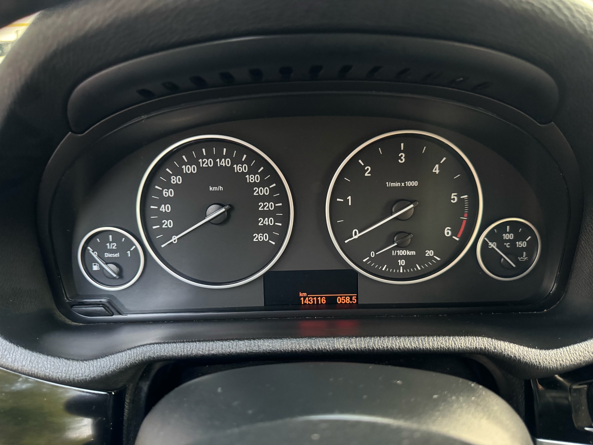 BMW X3 xDrive 20d Steptronic-image-19