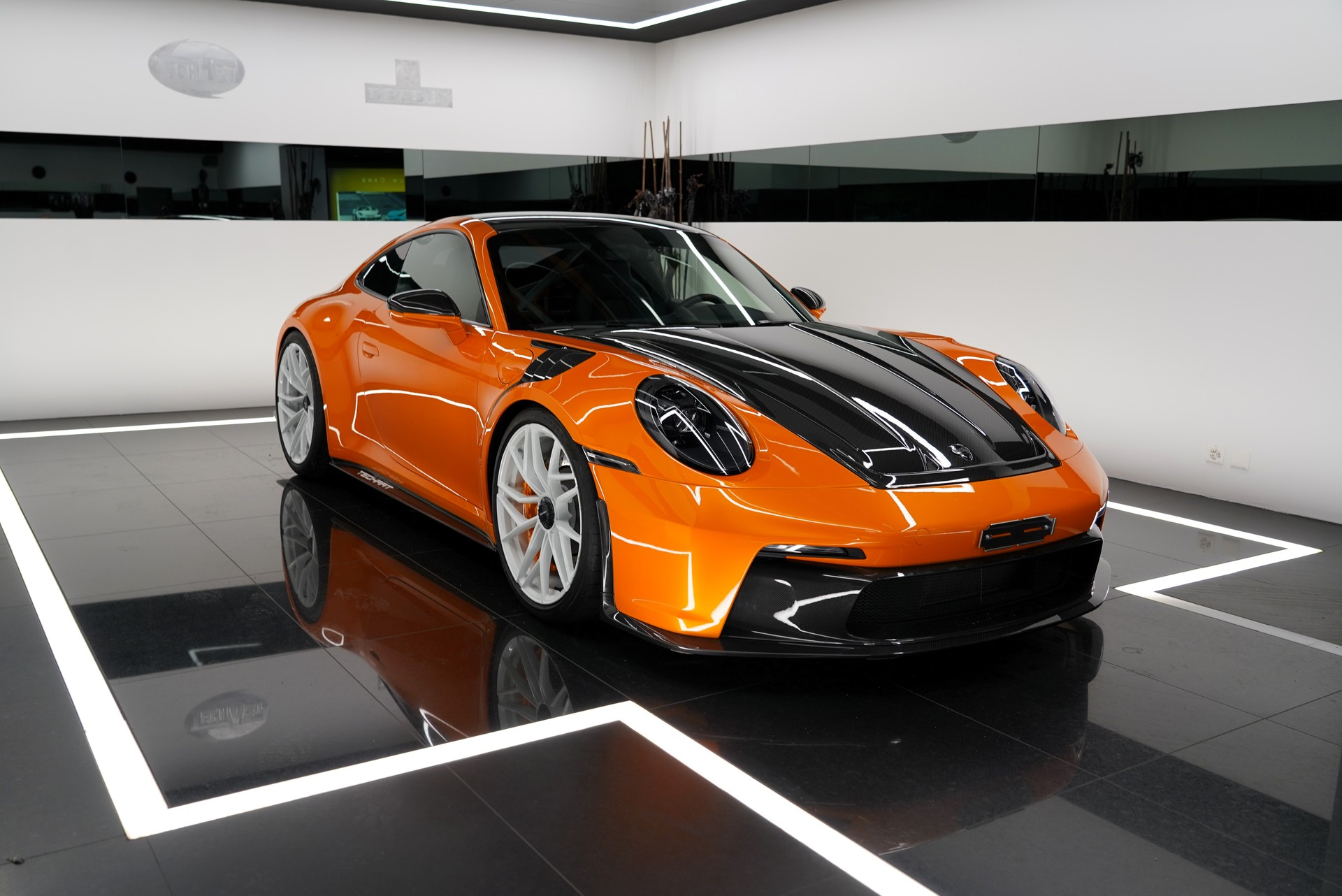 PORSCHE 911 GT3 Touring PDK GT3-showroom-element-1