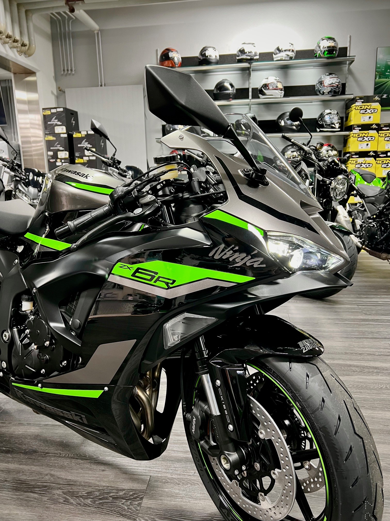 KAWASAKI NINJA ZX-6R-image-2